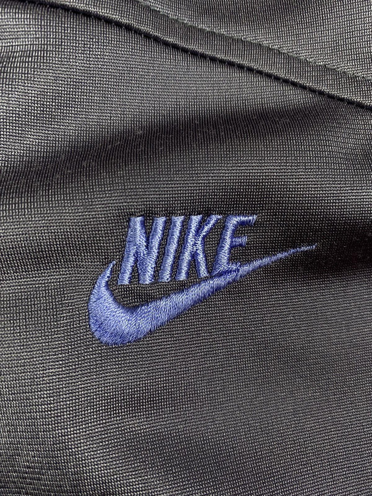Nike Vintage 90s Nike Track Jacket Windbreaker Streetwear mens Size US M / EU 48-50 / 2 - 12 Thumbnail