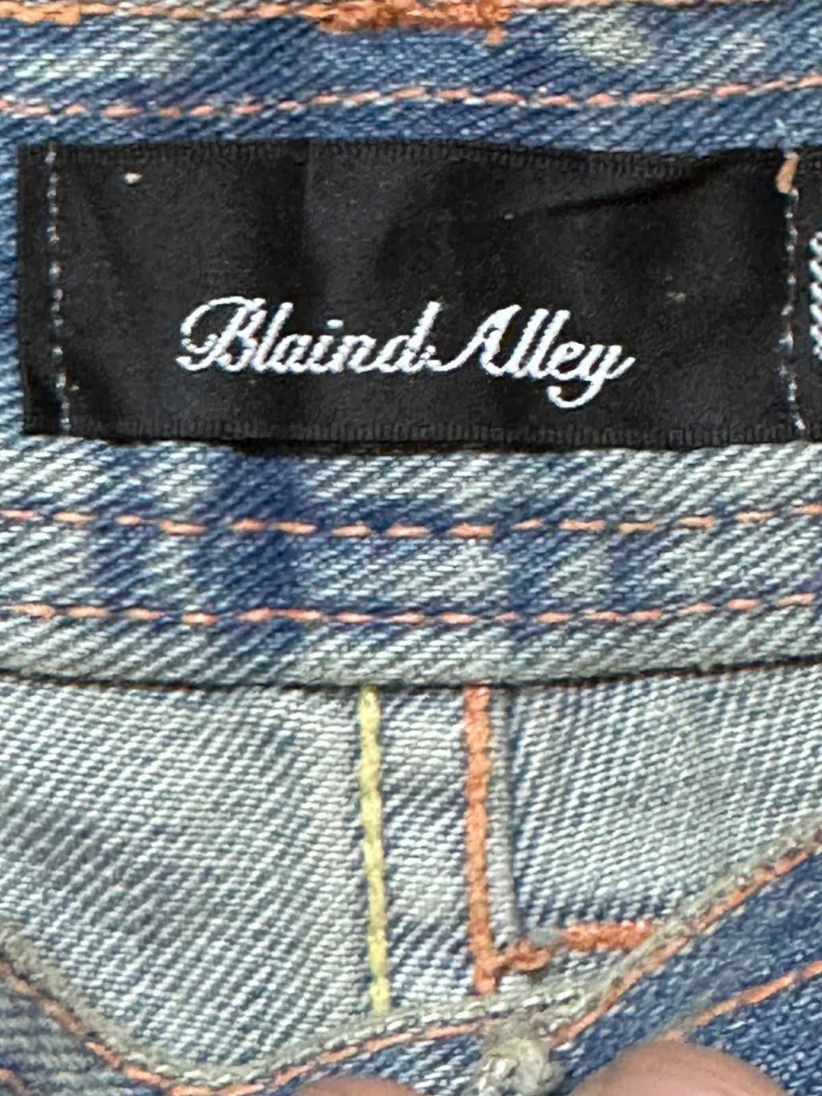 Beauty Beast Vintage Blaind Alley Ripped Mudwash Grunge Distressedd Denim Size US 31 - 4 Thumbnail