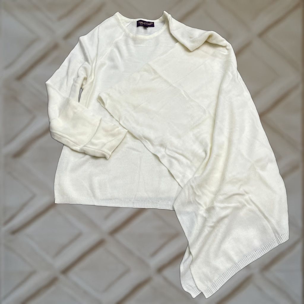 Vintage Nancy O'dell Acrylic Pullover Sweater Womens M Ivory Crew Neck Asymmetrical Knit Regular Long Sleeve All Seasons Breathable Logo Vintage No Size M / US 6-8 / IT 42-44 - 1 Thumbnail