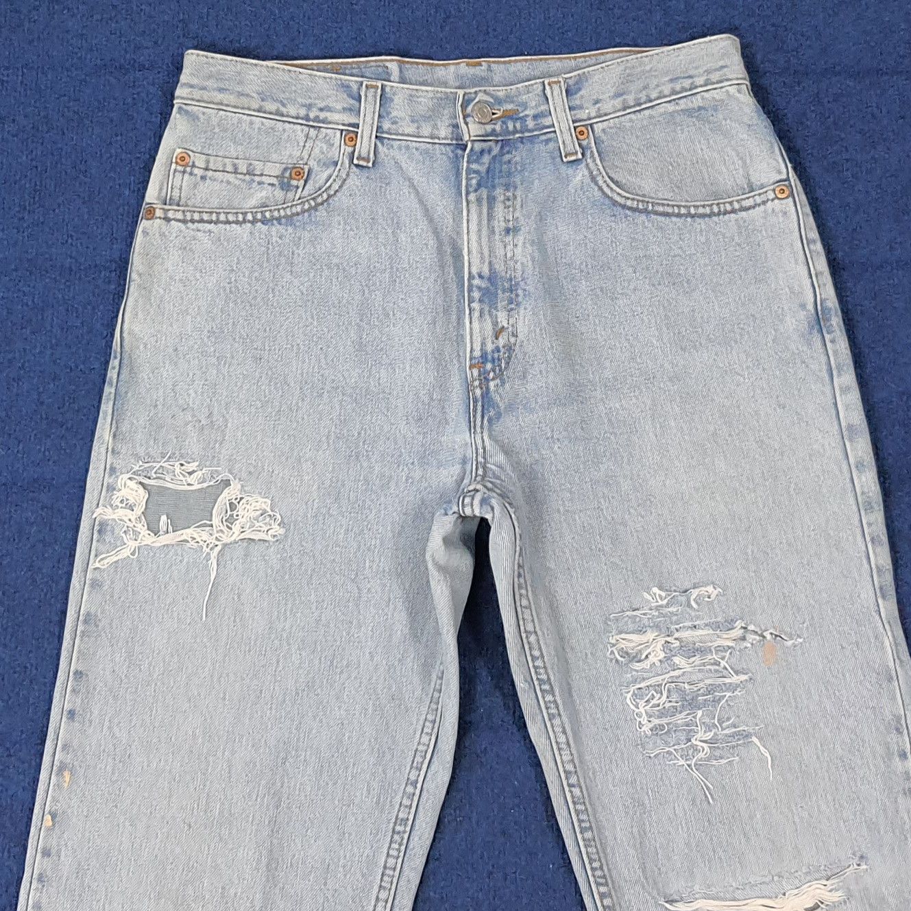 Levi's Vintage Levi's 505 Distressed Jeans C272N28 Size US 32 / EU 48 - 2 Thumbnail