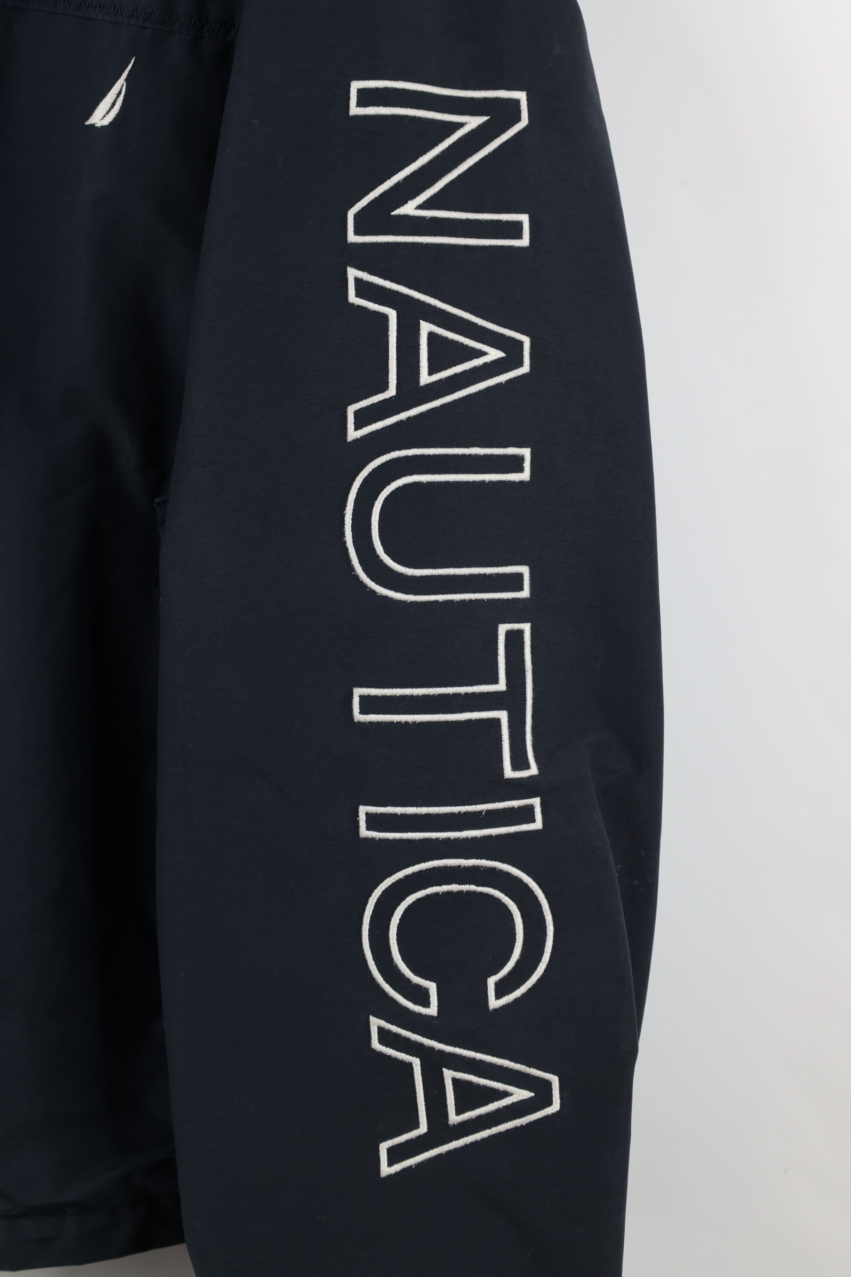 Nautica × Vintage Vintage 90s Nautica Hooded Sailing Windbreaker Jacket Size US L / EU 52-54 / 3 - 4 Thumbnail