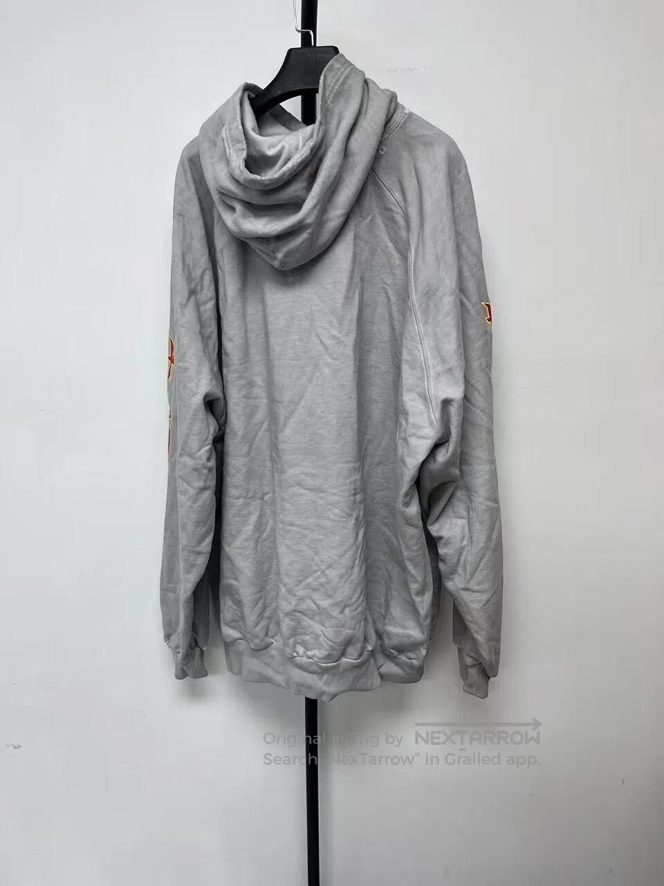Balenciaga balenciaga gray logo print hoodie for men. Size US L / EU 52-54 / 3 - 2 Thumbnail