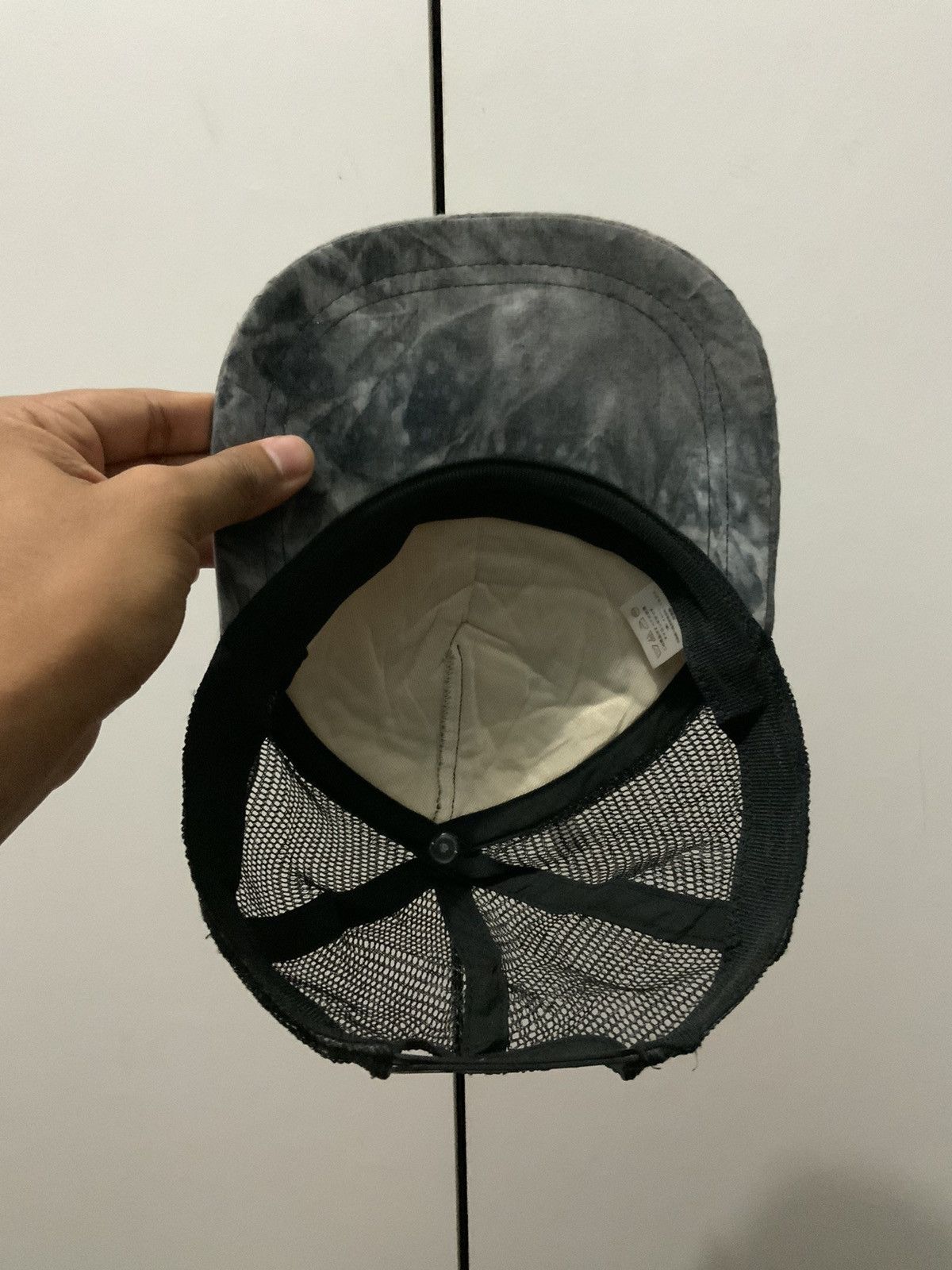 Hat Club Twitching Trucker Hat Size ONE SIZE - 7 Thumbnail
