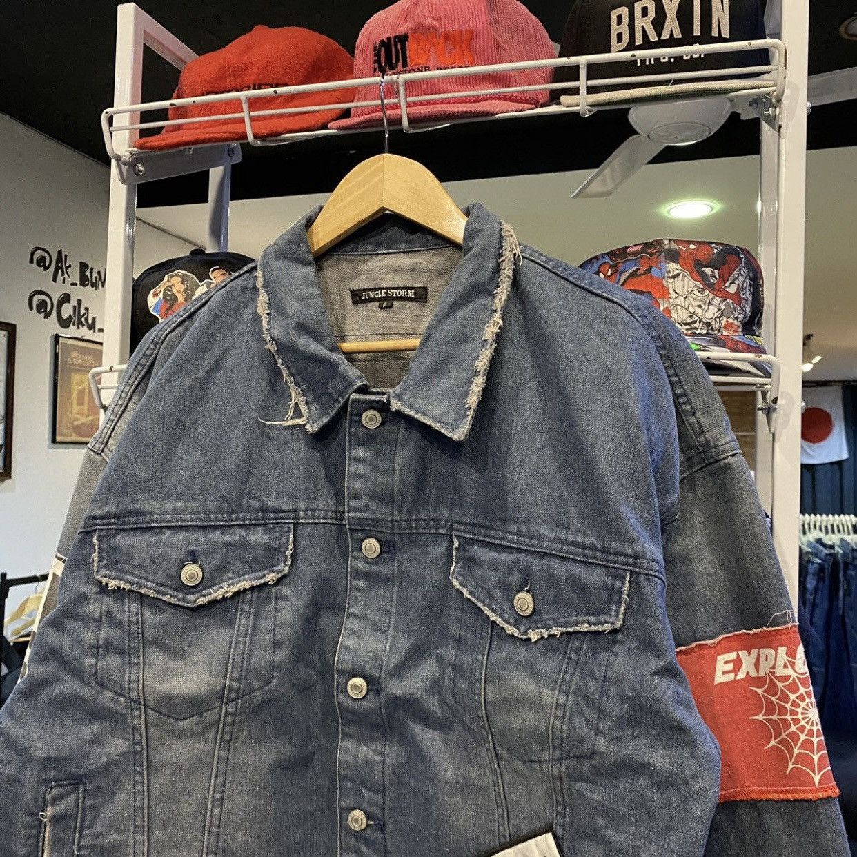 Japanese Brand JUNGLE STORM Custom Denim Jackets Size US L / EU 52-54 / 3 - 3 Thumbnail