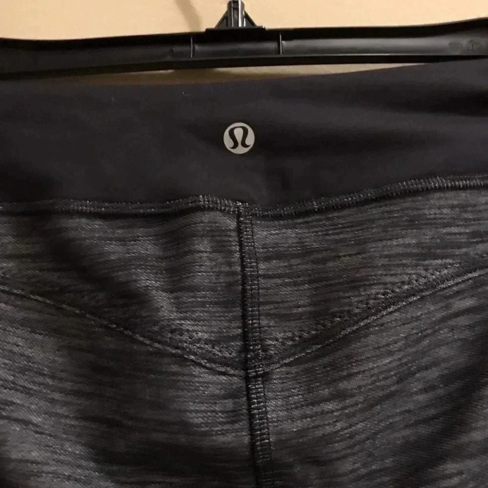 Lululemon Lululemon Forme Yoga Leggings Size 10 Heather Grey Black Size 32" / US 10 / IT 46 - 9 Thumbnail