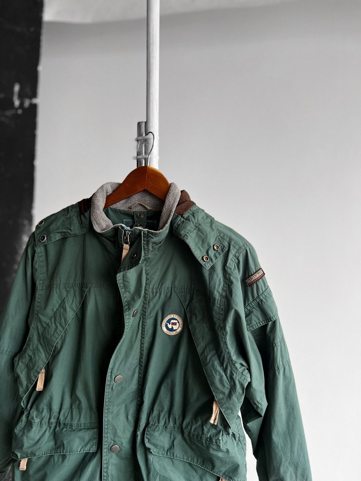 Napapijri × Vintage Napapijri Vintage 00s Full Zip Windbreaker Green LS Jacket Size S / US 4 / IT 40 - 2 Thumbnail