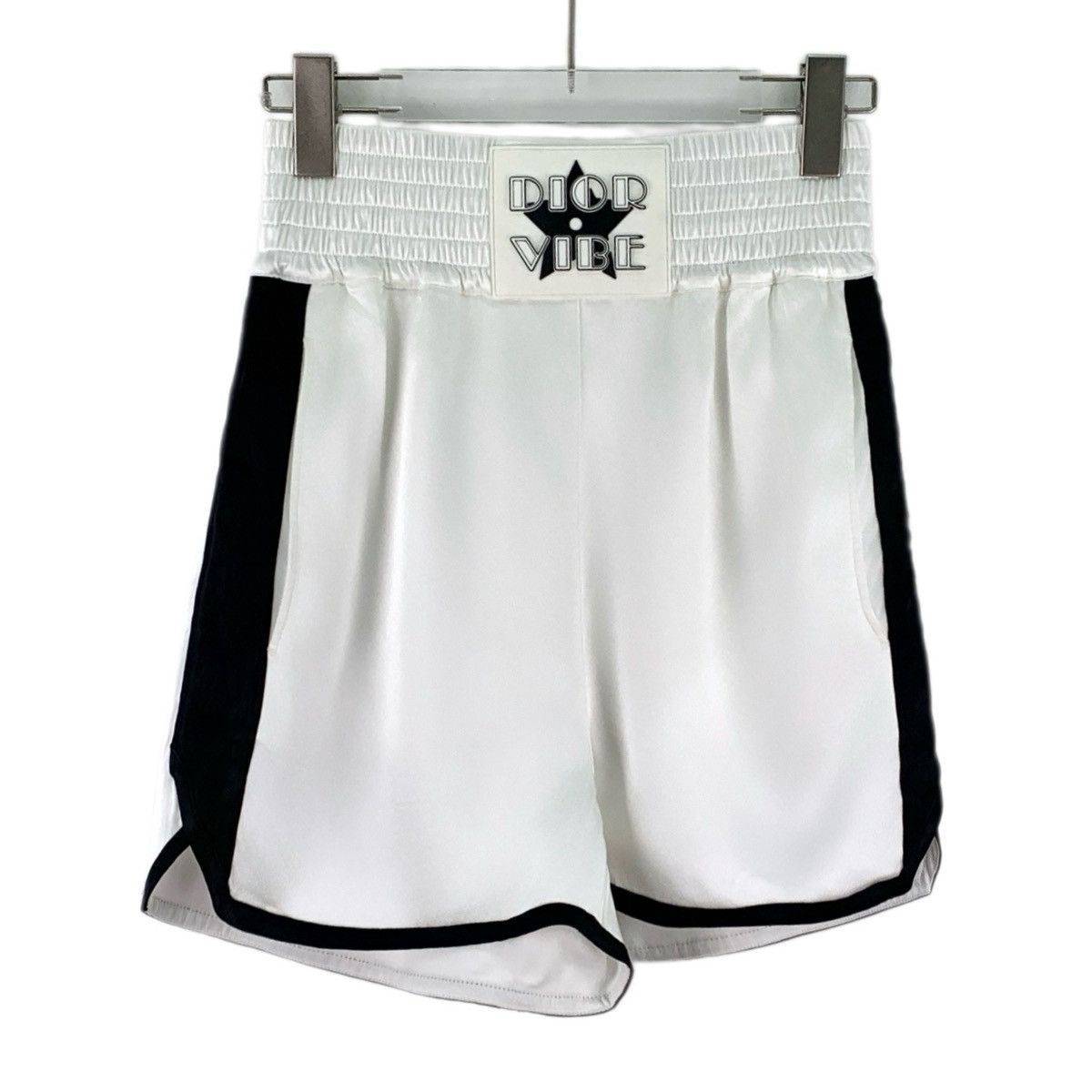 Dior Dior 22FW White Logo Satin Casual Shorts K26WX Size 26" / US 2 / IT 38 - 1 Thumbnail