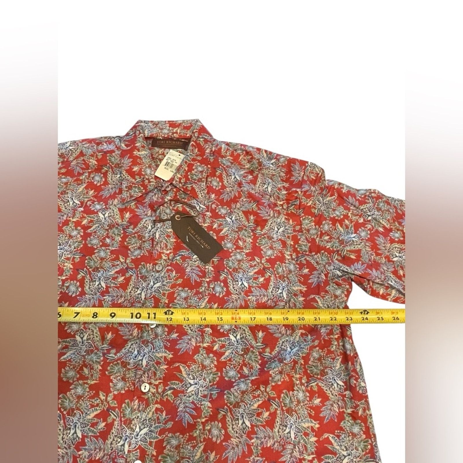 Tori Richard Tori Richard Men`s Red Floral Hawaiian Lawn Shirt :L NWT Size US L / EU 52-54 / 3 - 6 Thumbnail