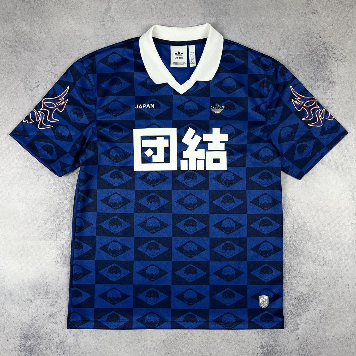 Adidas Adidas Japan big logo y2k soccer jersey 20/21 Size US S / EU 44-46 / 1 - 2 Thumbnail