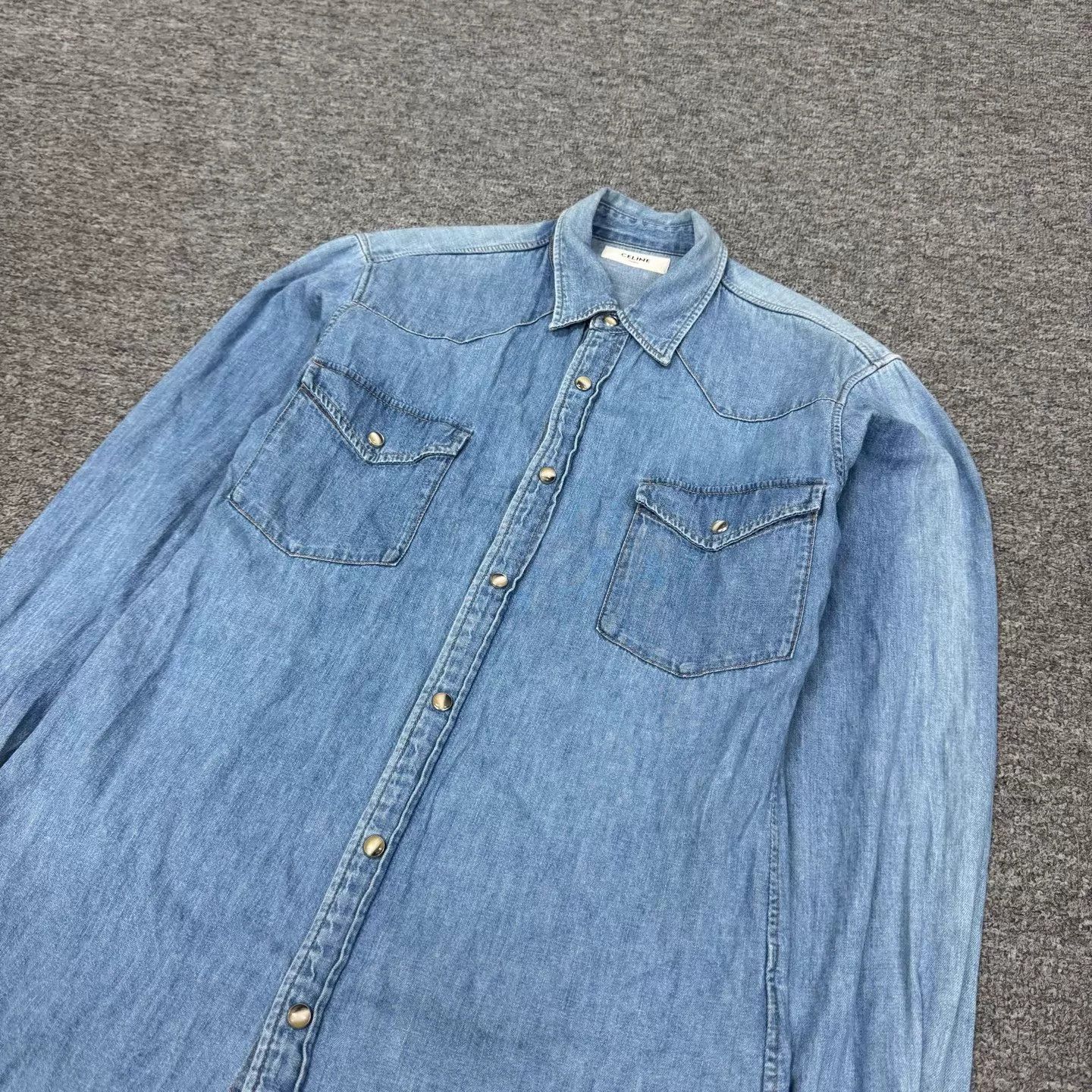 Celine Celine button-down collar light blue washed denim shirt XS Size US XS / EU 42 / 0 - 4 Thumbnail