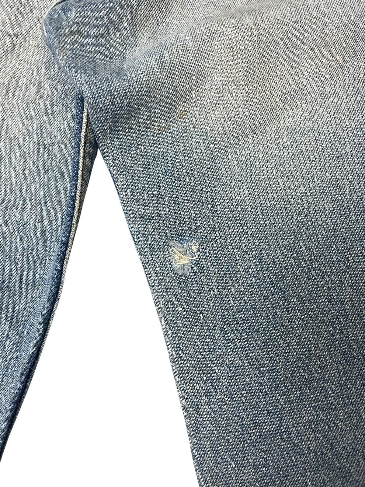 Levi's Vintage Clothing Vintage Levi’s 501 Jeans Straight Cut USA Size US 27 - 17 Thumbnail