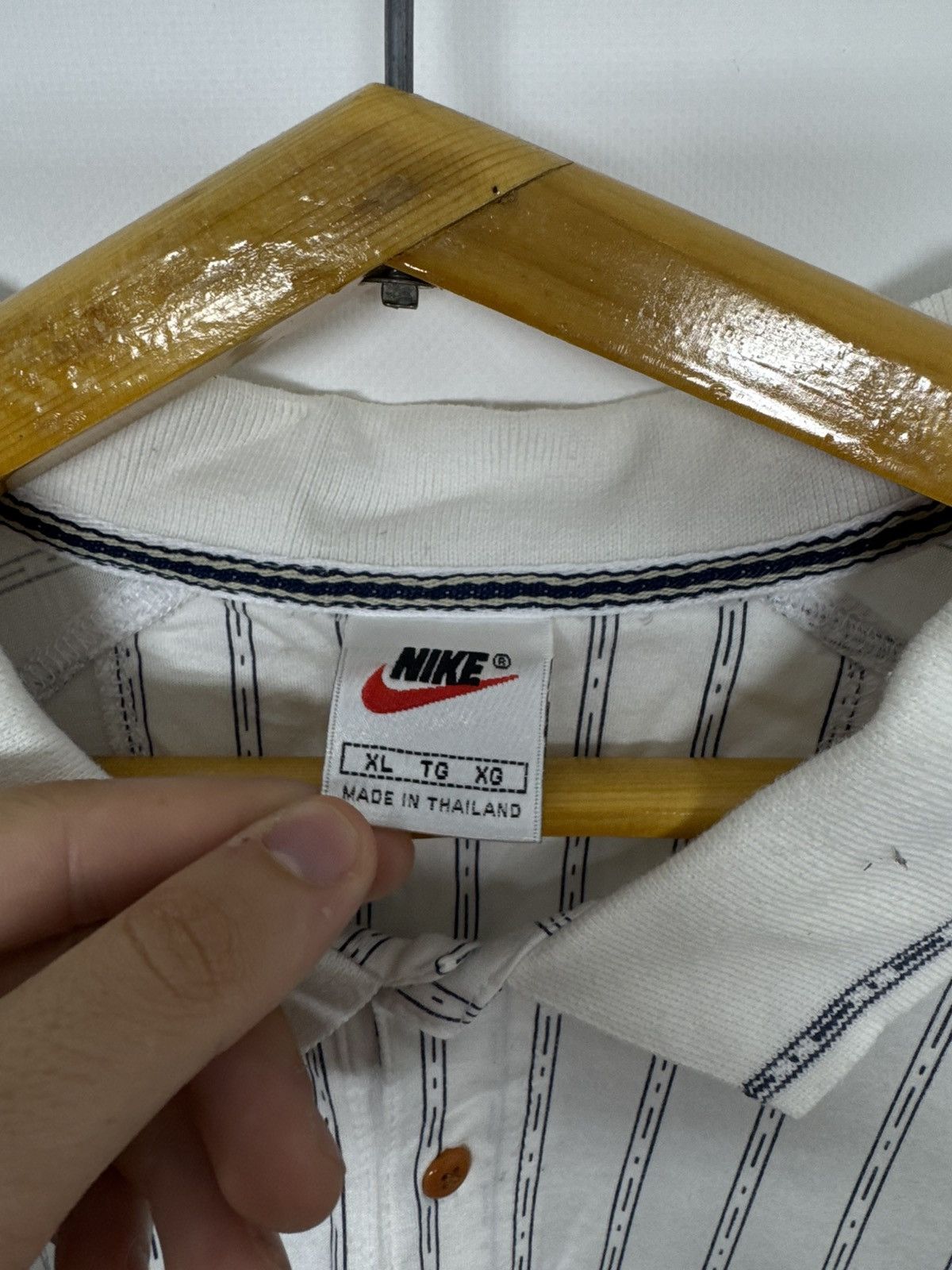 Nike 90s Vintage Nike Court White Stripped Polo Size US XL / EU 56 / 4 - 10 Thumbnail