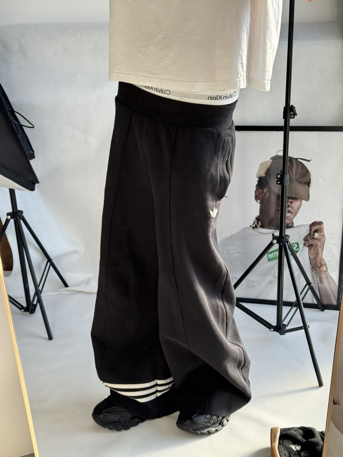 Adidas Adidas Balenciaga Style baggy Track Pants Hype Sweatpants Size US 32 / EU 48 - 14 Thumbnail