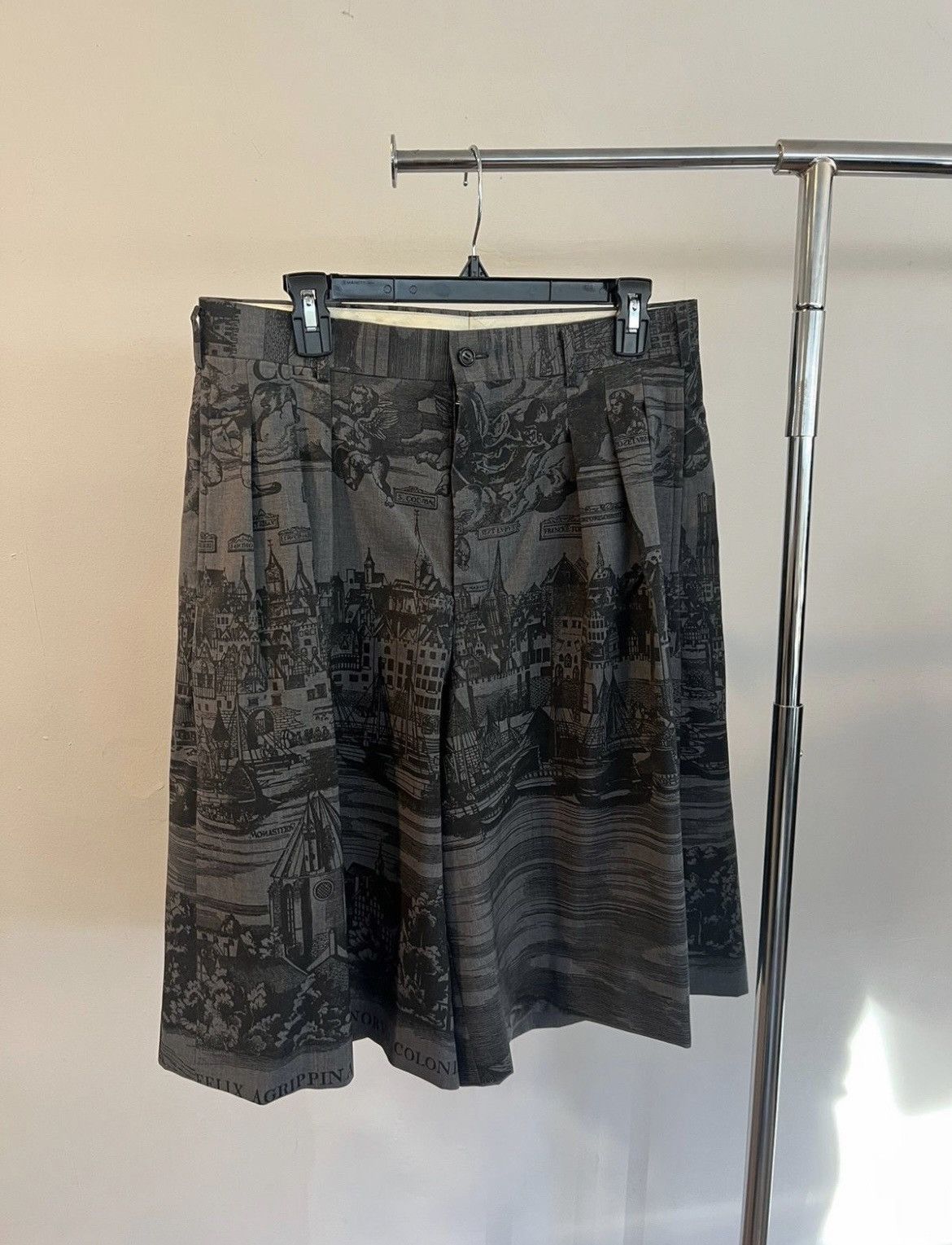 Comme des Garcons Comme des garçon runway shorts Size US 32 / EU 48 - 1 Thumbnail