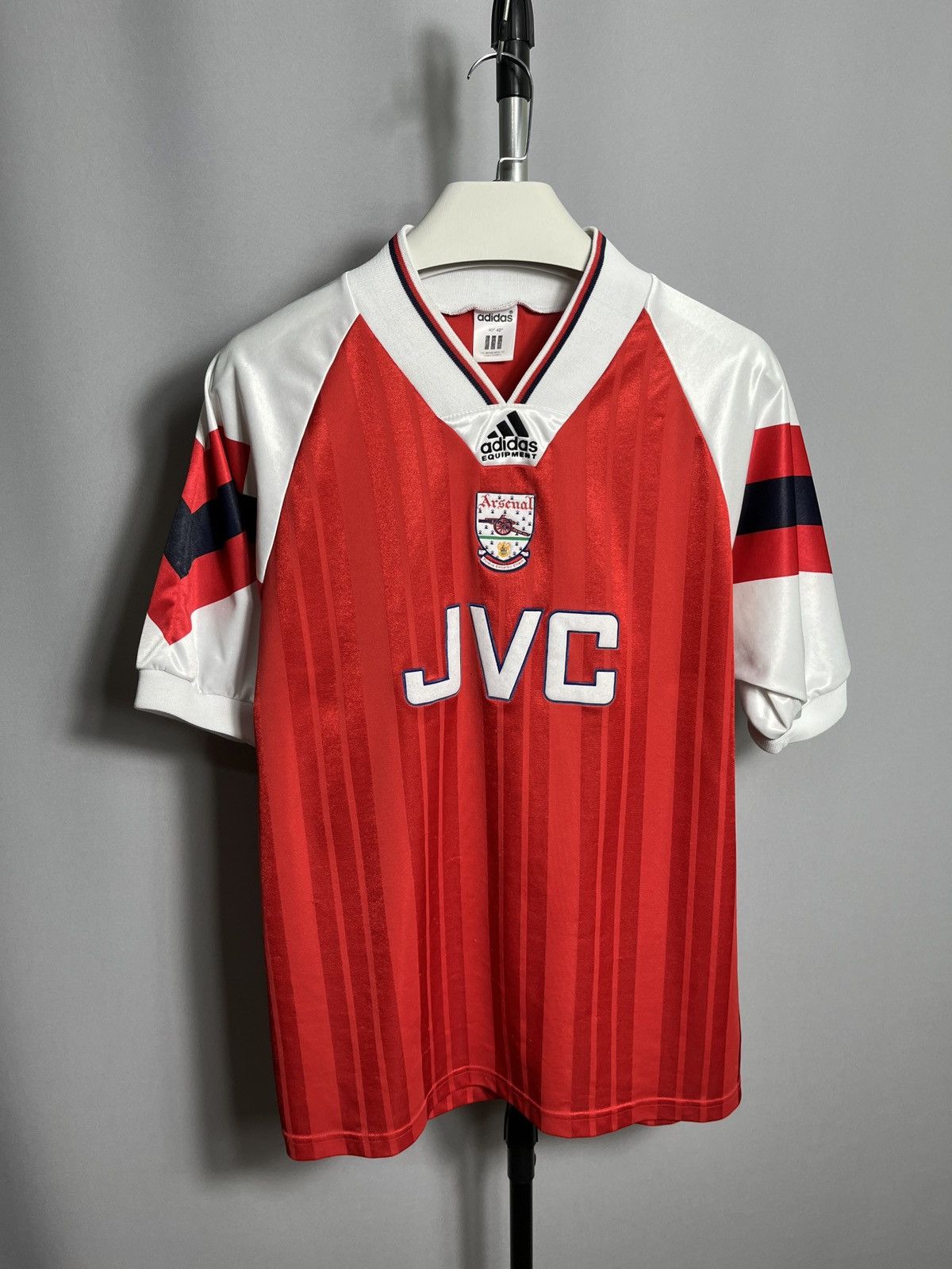 Sports Specialties 1992-1994 Arsenal Home Football Shirt JVC Adidas Red Jersey Size US L / EU 52-54 / 3 - 1 Thumbnail