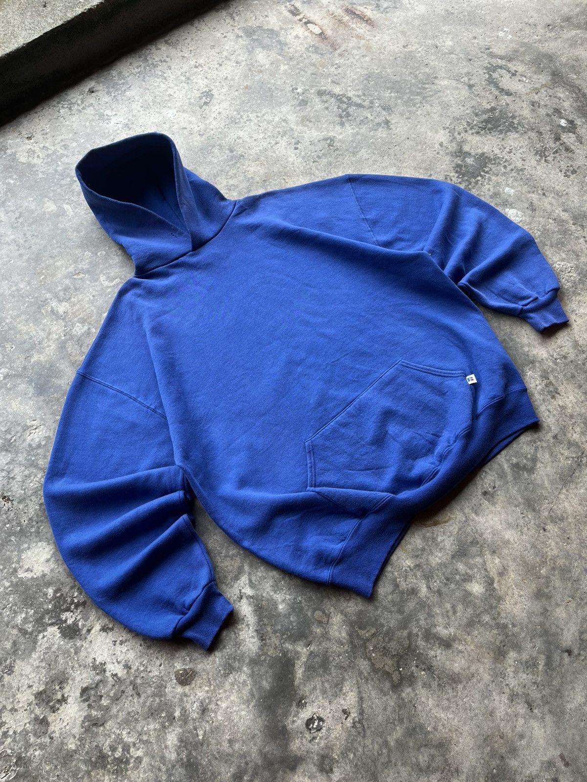 Russell Athletic Vintage Russell Hoodies Size US L / EU 52-54 / 3 - 1 Thumbnail