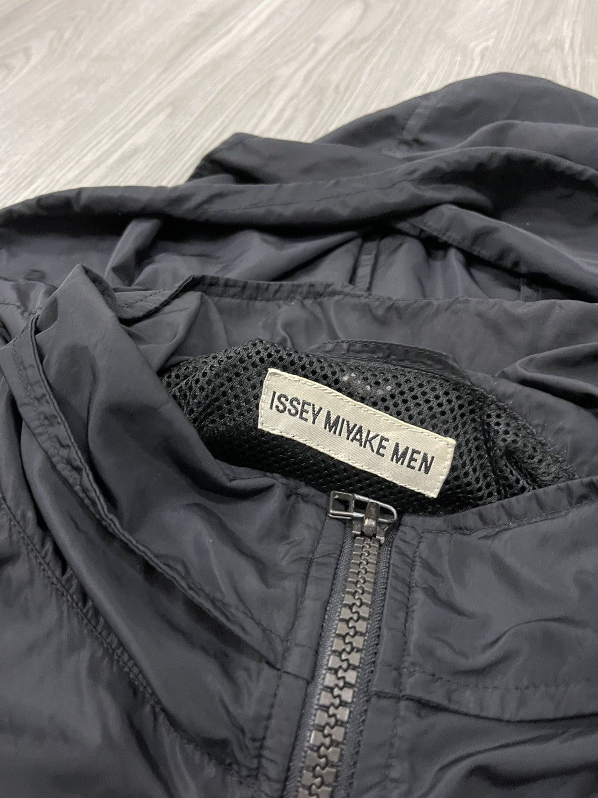 Issey Miyake A/W 1997 Issey Miyake Black Tech Nylon Parka Jacket Size US M / EU 48-50 / 2 - 17 Thumbnail