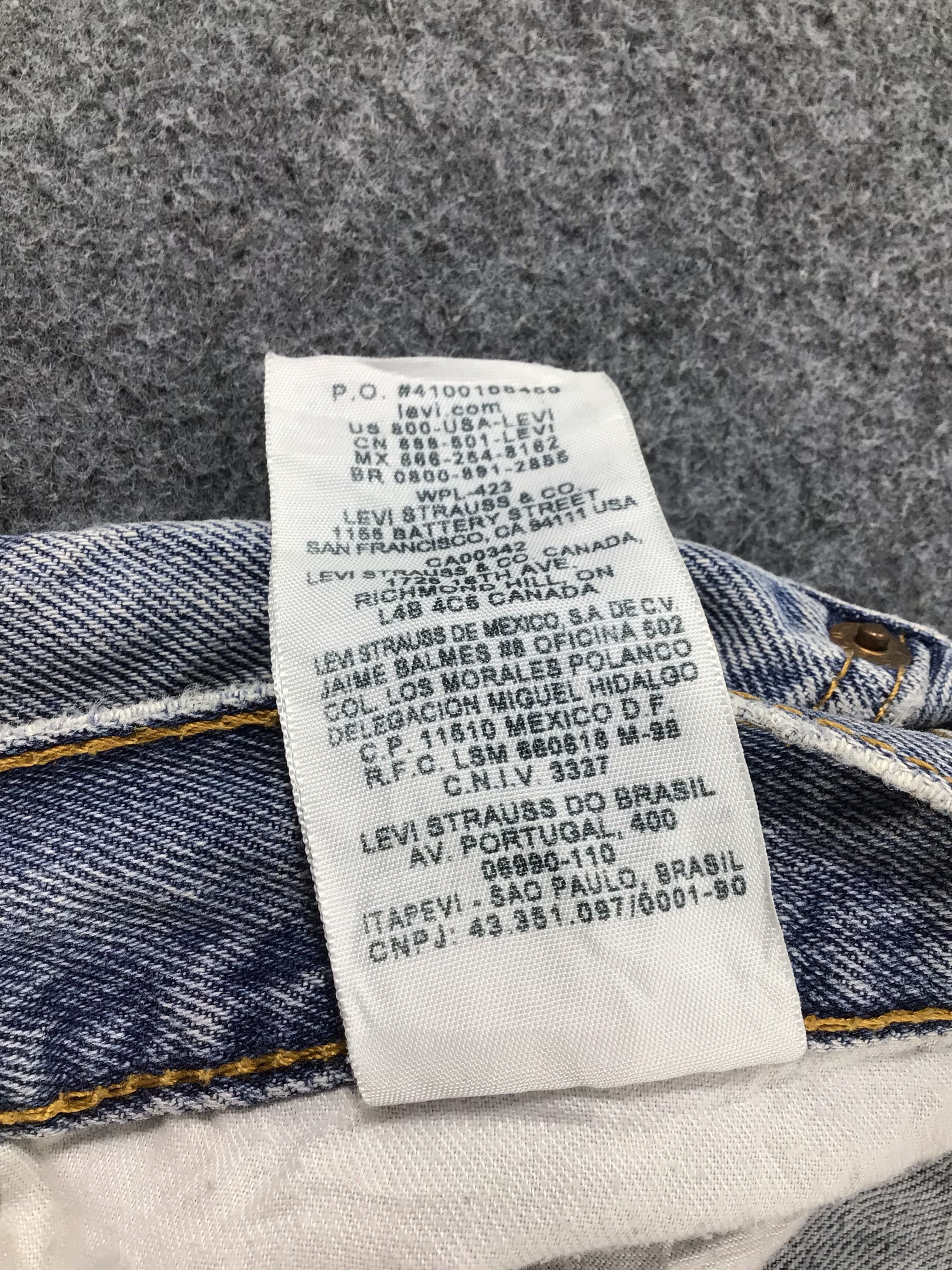 Levi's Vintage Levis 550 Jeans Distressed-J811 Size US 39 - 12 Thumbnail
