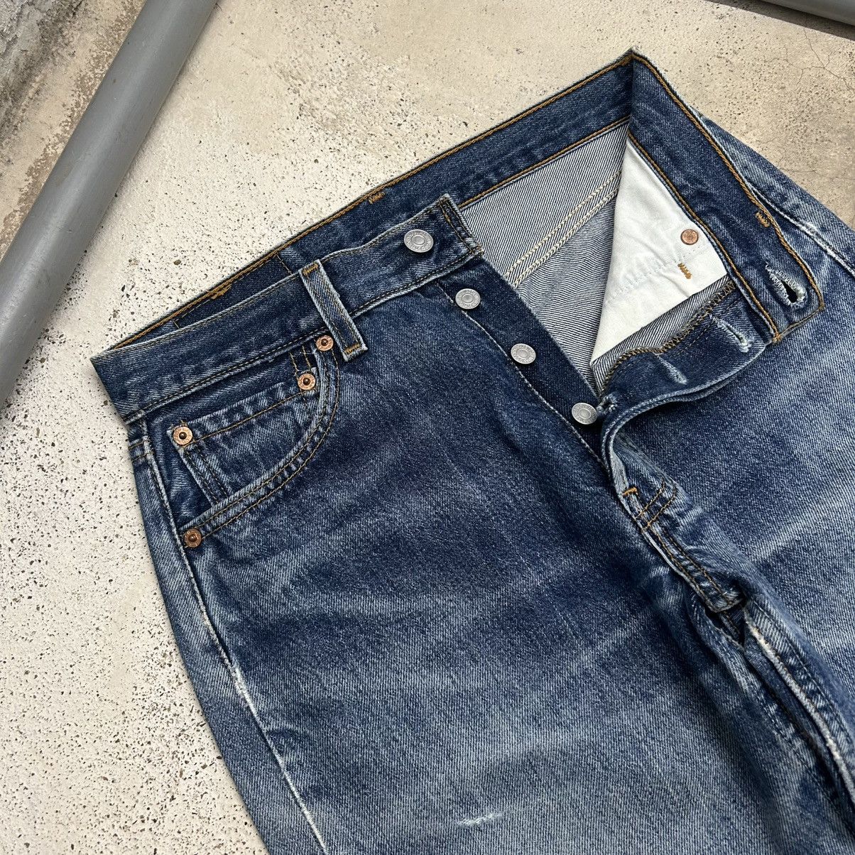 Levi's Vintage Levis 501 Distressed Faded Straight Leg Size US 28 / EU 44 - 8 Thumbnail