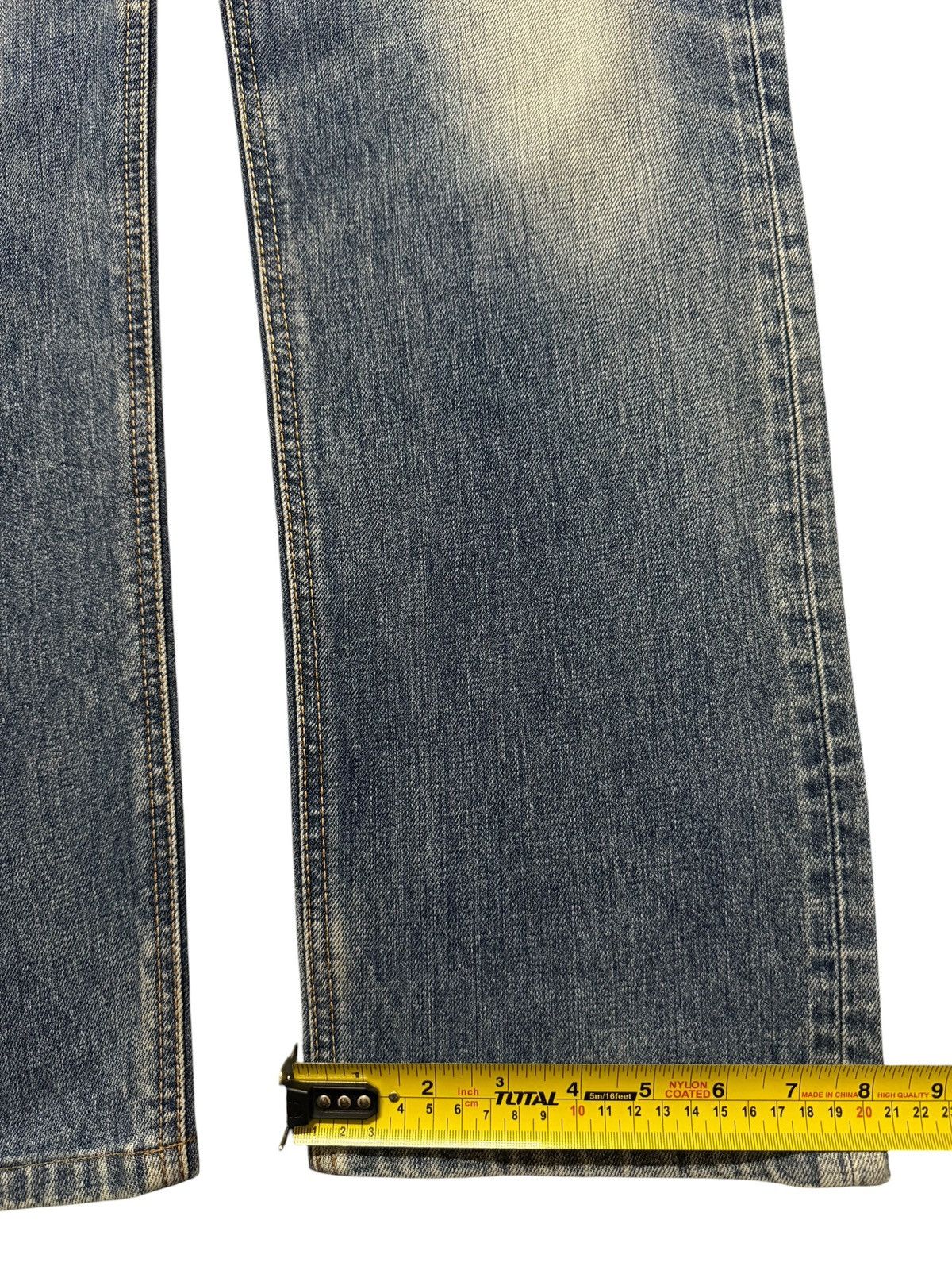 Edwin Vintage 90s Edwin 403 Blue Faded Wash Distress Straight Leg Size US 33 - 13 Thumbnail