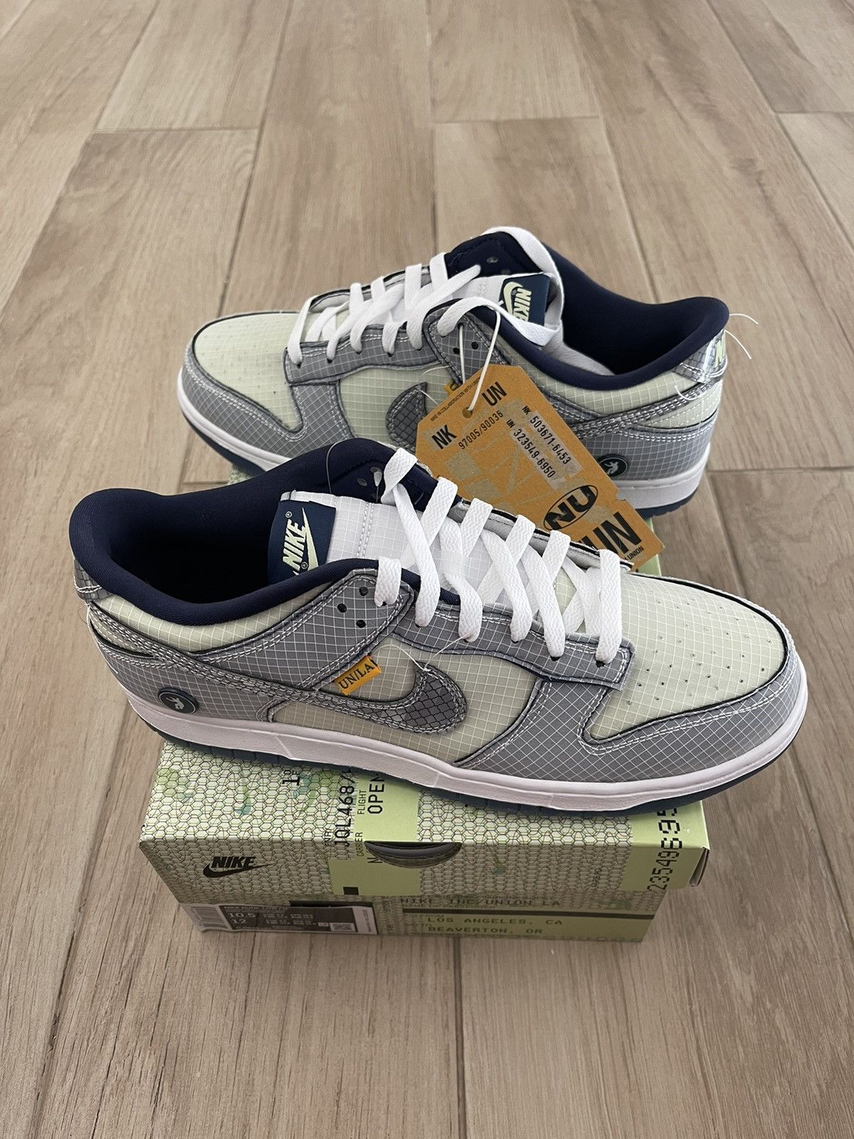Nike Union LA Dunk Low Passport Pack Pistachio 2022 Size US 10.5 / EU 43-44 - 1 Thumbnail