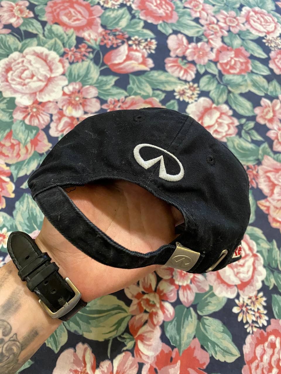 Vintage Hats INFINITI Vintage black Cap Y2K Red bull streetwear Size ONE SIZE - 12 Thumbnail