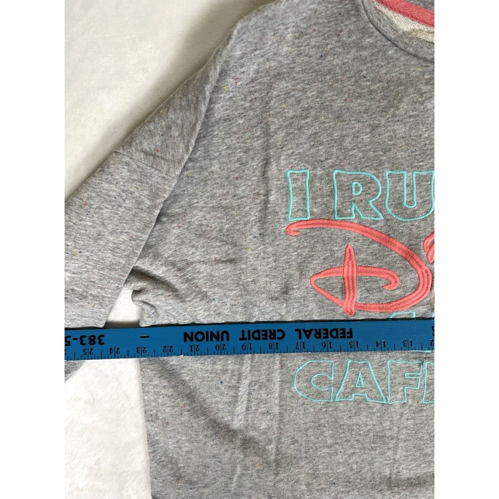Disney VINTAGE Disney Sweatshirt Womens XS I Run On Caffeine Gray Pink Crewneck Pullover Crop Crew Neck Mickey Mouse 90s Cartoon Activewear Girls Size XS / US 0-2 / IT 36-38 - 4 Thumbnail