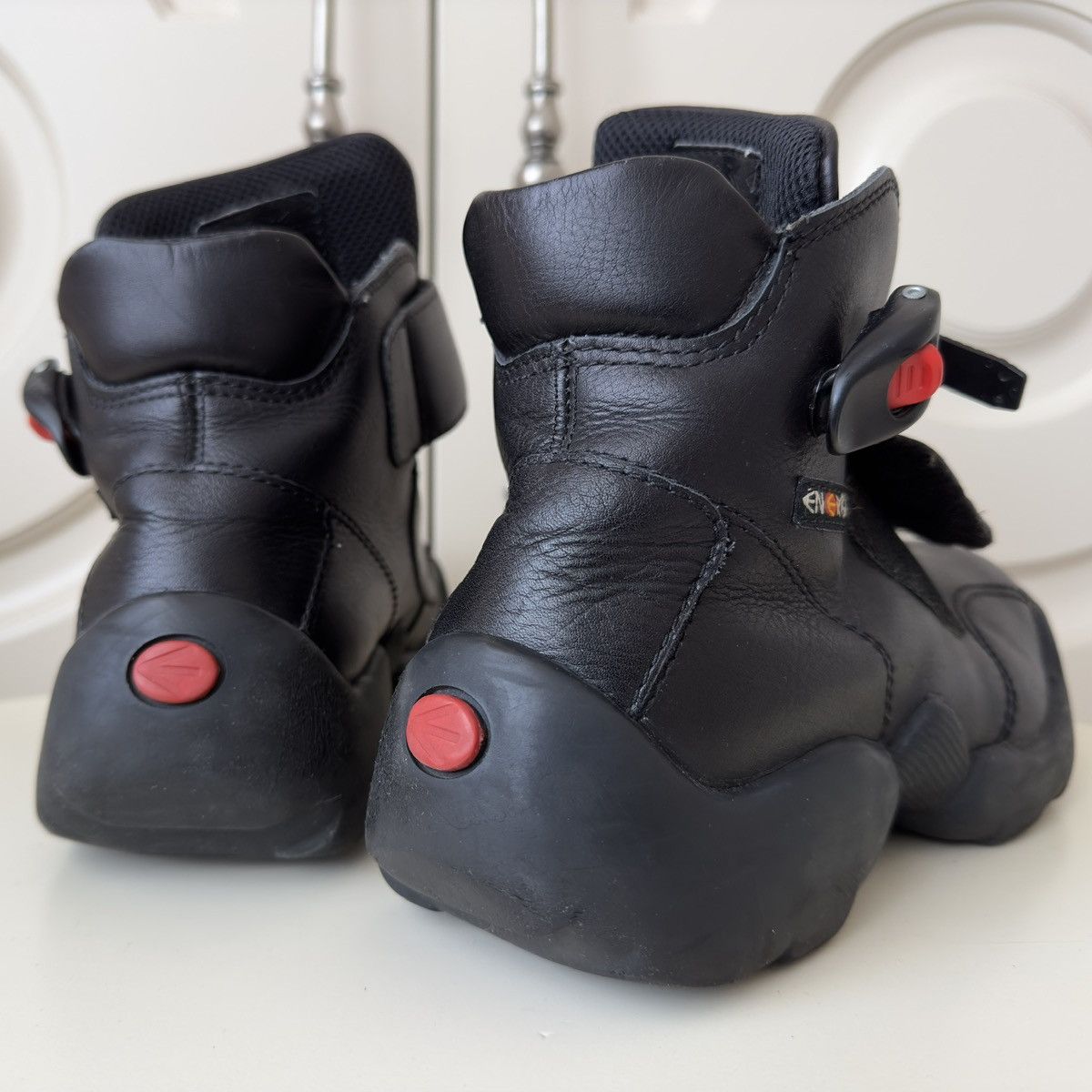 ENERGIE 1990s 'Garnett' Black Leather Buckle Boots Size 41