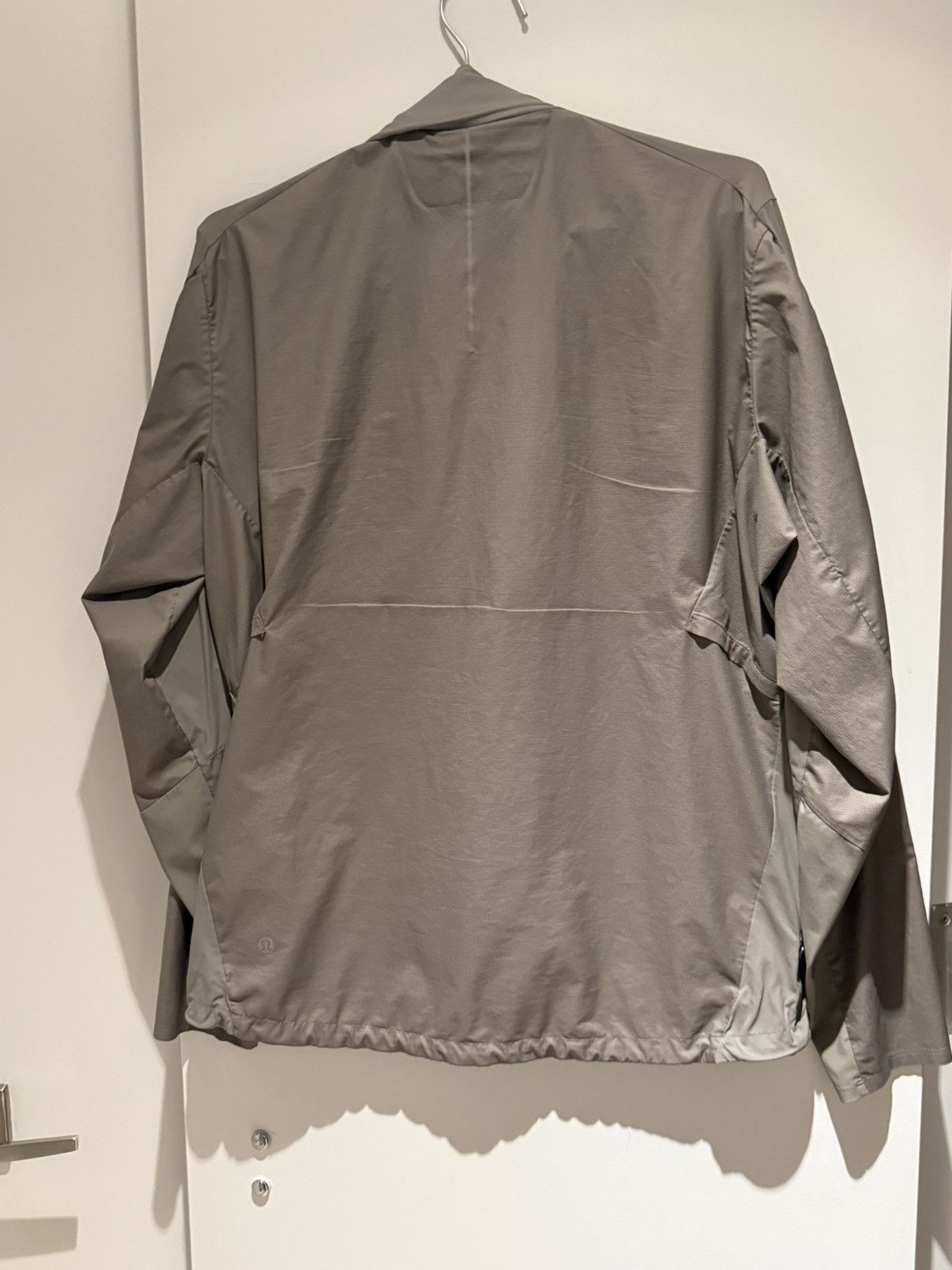 Lululemon Lululemon Light Running Jacket Size US S / EU 44-46 / 1 - 6 Thumbnail