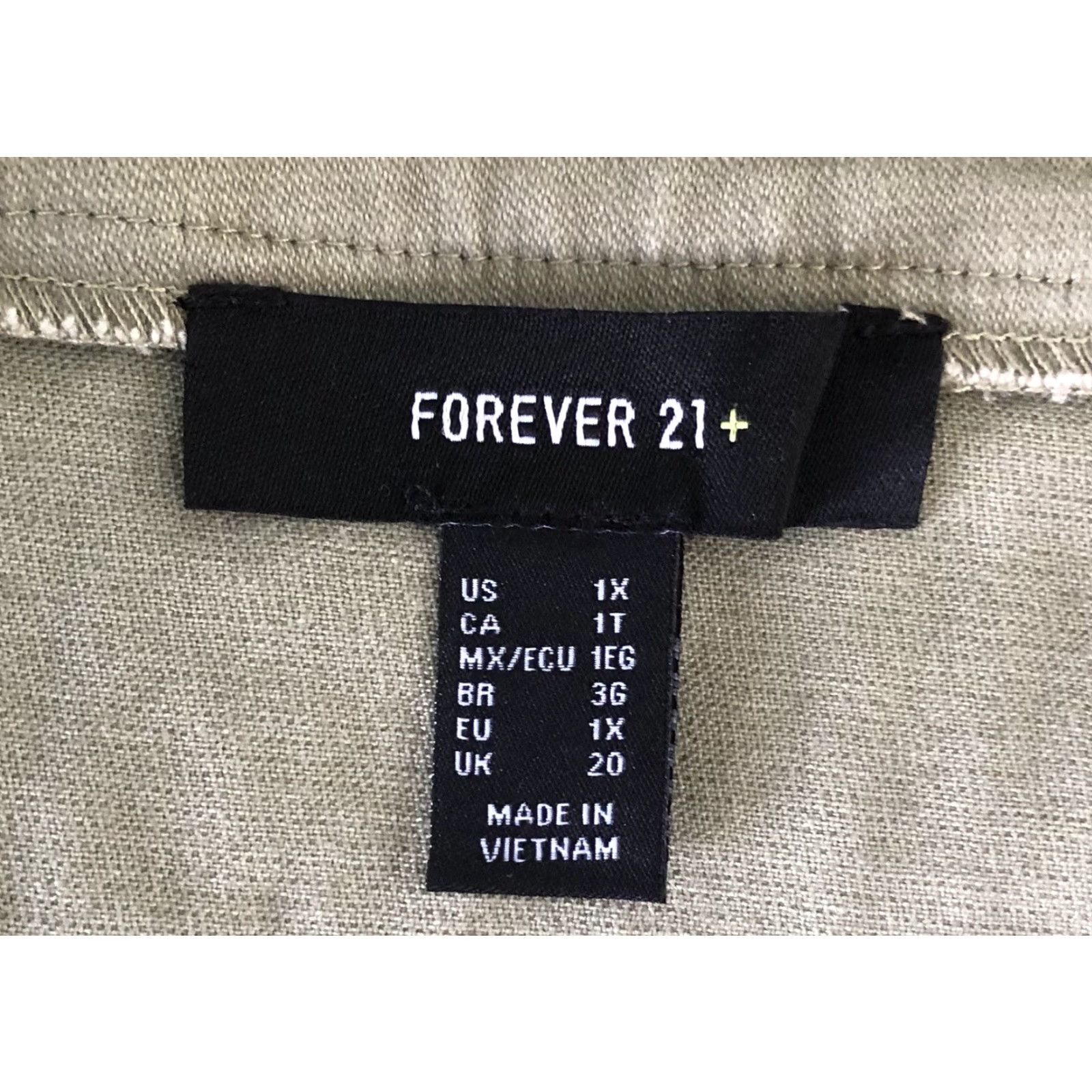 Forever 21 VINTAGE FOREVER 21 Skirt 1X Green Cargo A-Line Short Twill Button Front Stretch 34"W Y2K 90s Grunge Womens Size 40" / US 18 - 3 Thumbnail