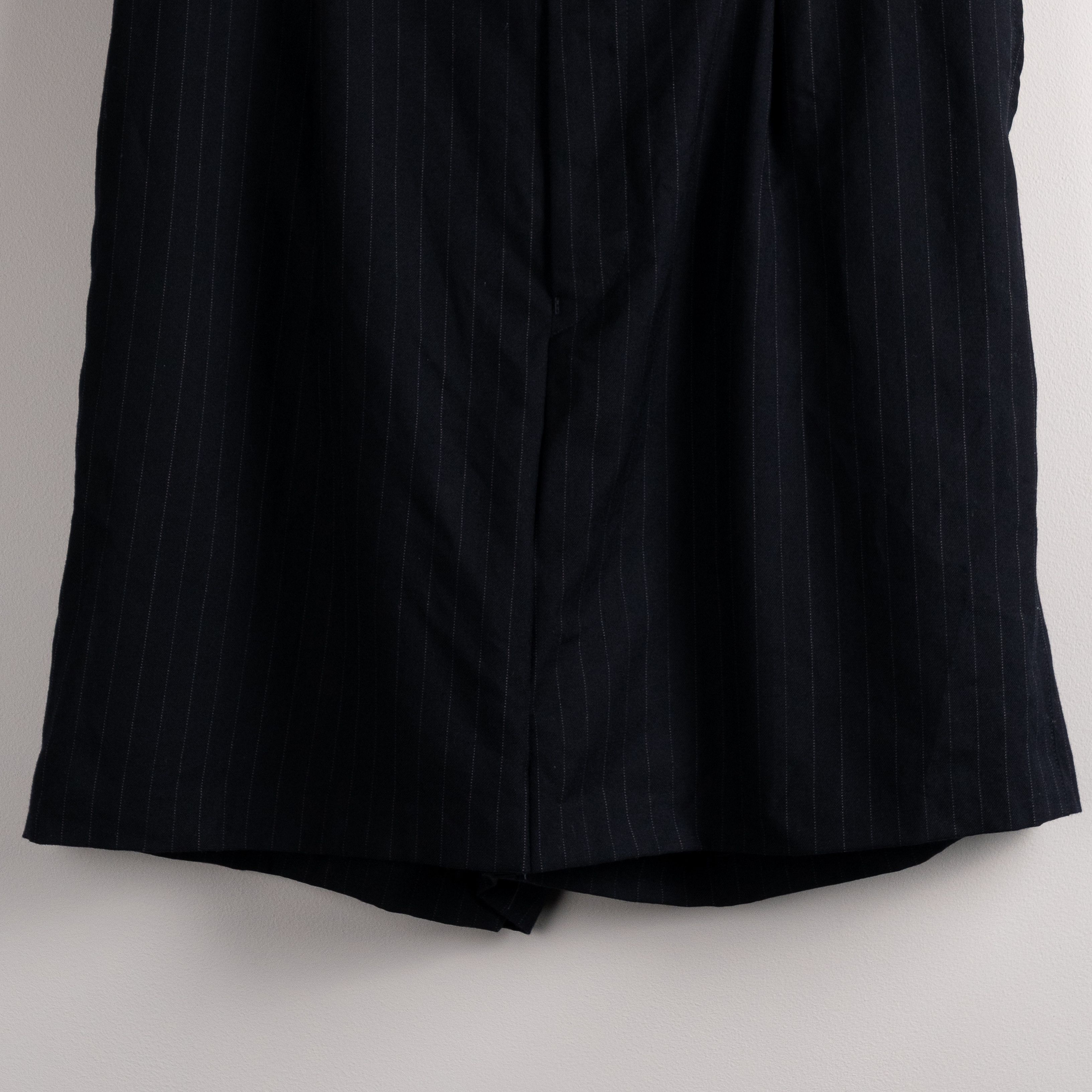 Junya Watanabe Junya Watanabe AW12 Pinstripe Pencil Shorts/Skirt Black Size 29" - 4 Thumbnail