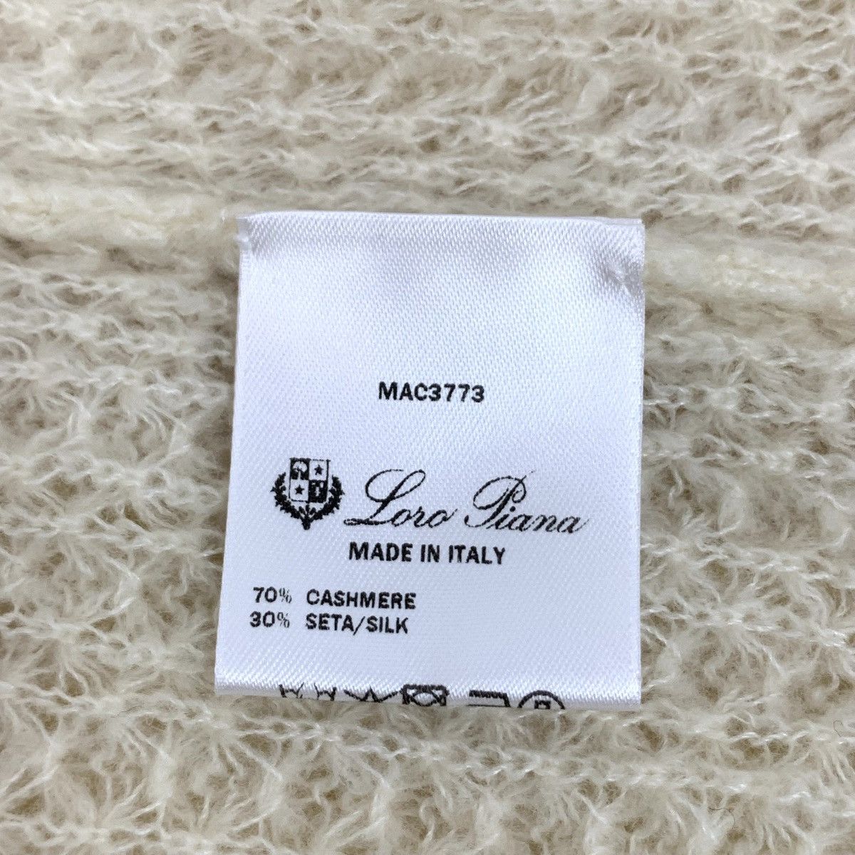 Loro Piana Loro Piana Off Shoulder Long Sleeve Knit Sweater K26WX Size M / US 6-8 / IT 42-44 - 6 Thumbnail