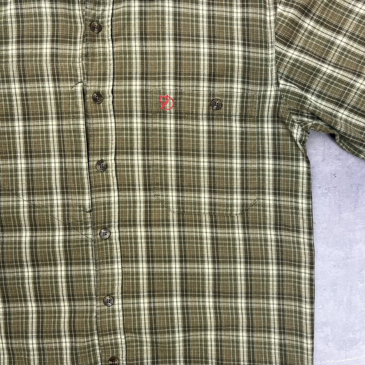 Fjallraven Rare! Fjallraven Checkered Shirt Outdoor Flannel Size US M / EU 48-50 / 2 - 9 Thumbnail