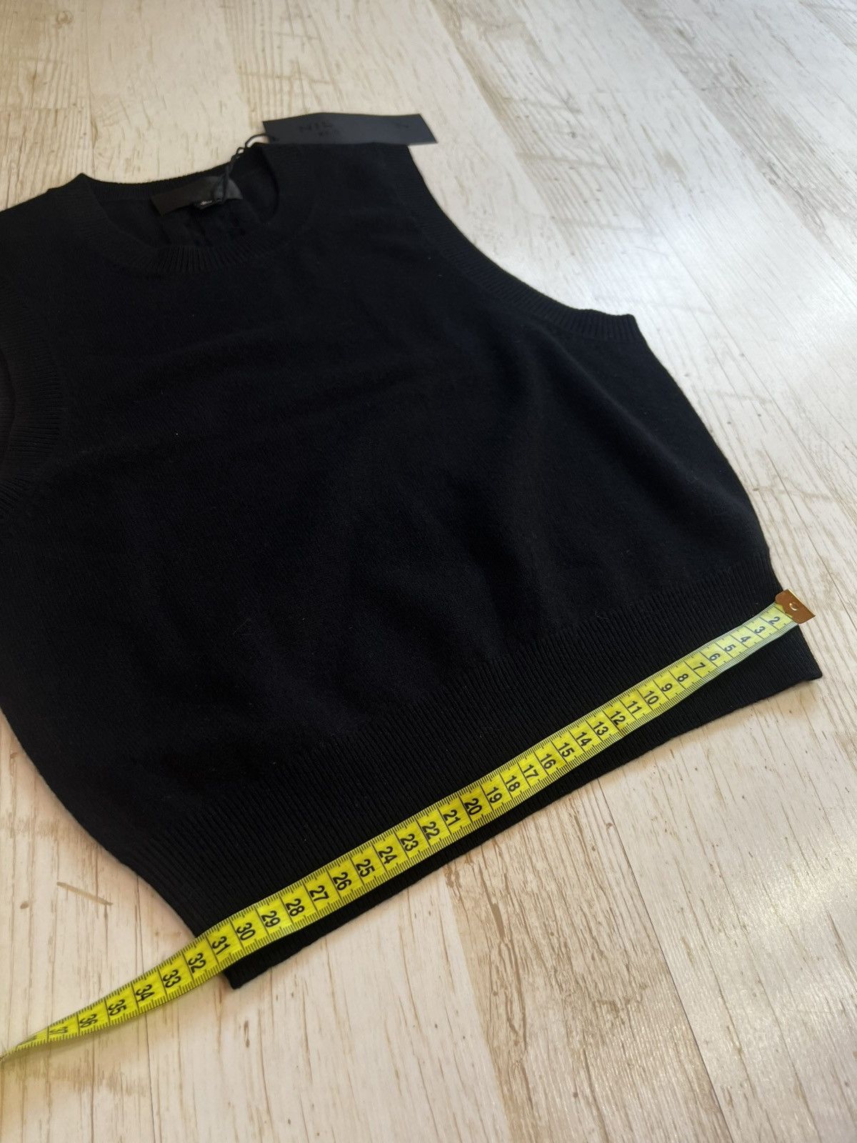 Nili Lotan Nili Lotan Cashmere May Sweater Tank Top Size L NWT Size L / US 10 / IT 46 - 13 Thumbnail