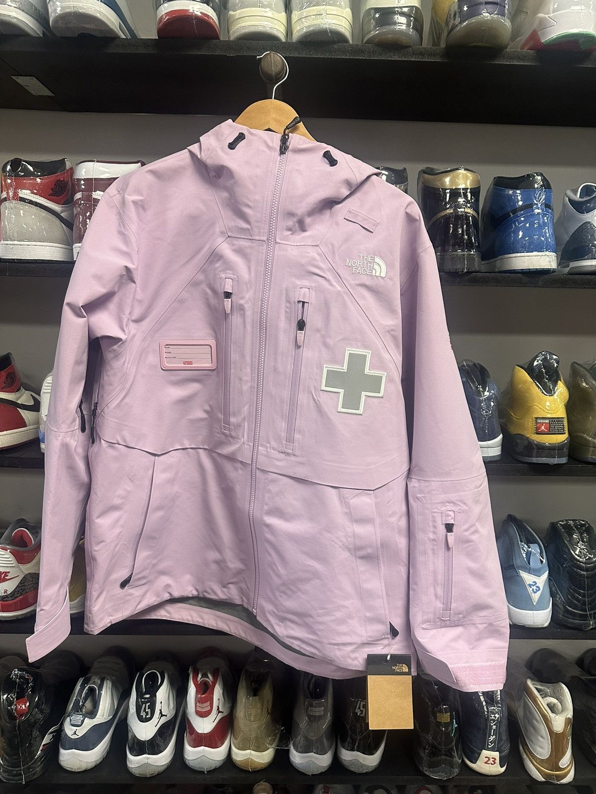 Supreme × The North Face Northface x supreme medium new summit rescue jacket Size US M / EU 48-50 / 2 - 1 Thumbnail