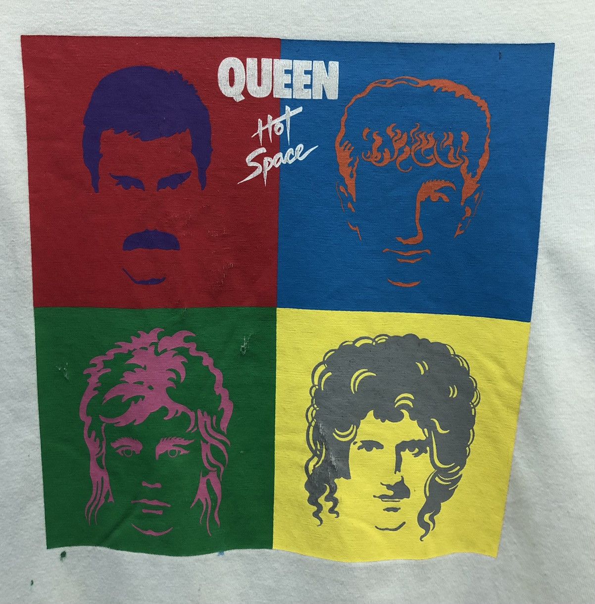 Band Tees Rock Band Queen Official Merch Hot Space T-Shirt Size US M / EU 48-50 / 2 - 3 Thumbnail