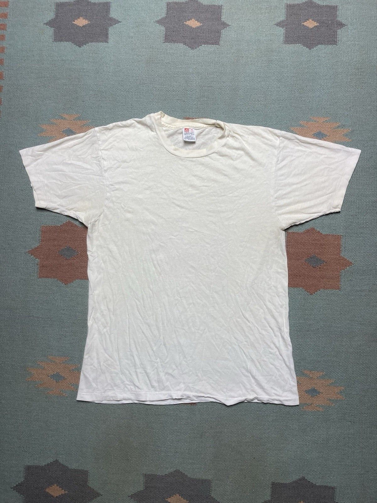 Vintage VTG blank white t shirt Hanes soft cotton single stitch L Size US L / EU 52-54 / 3 - 1 Thumbnail