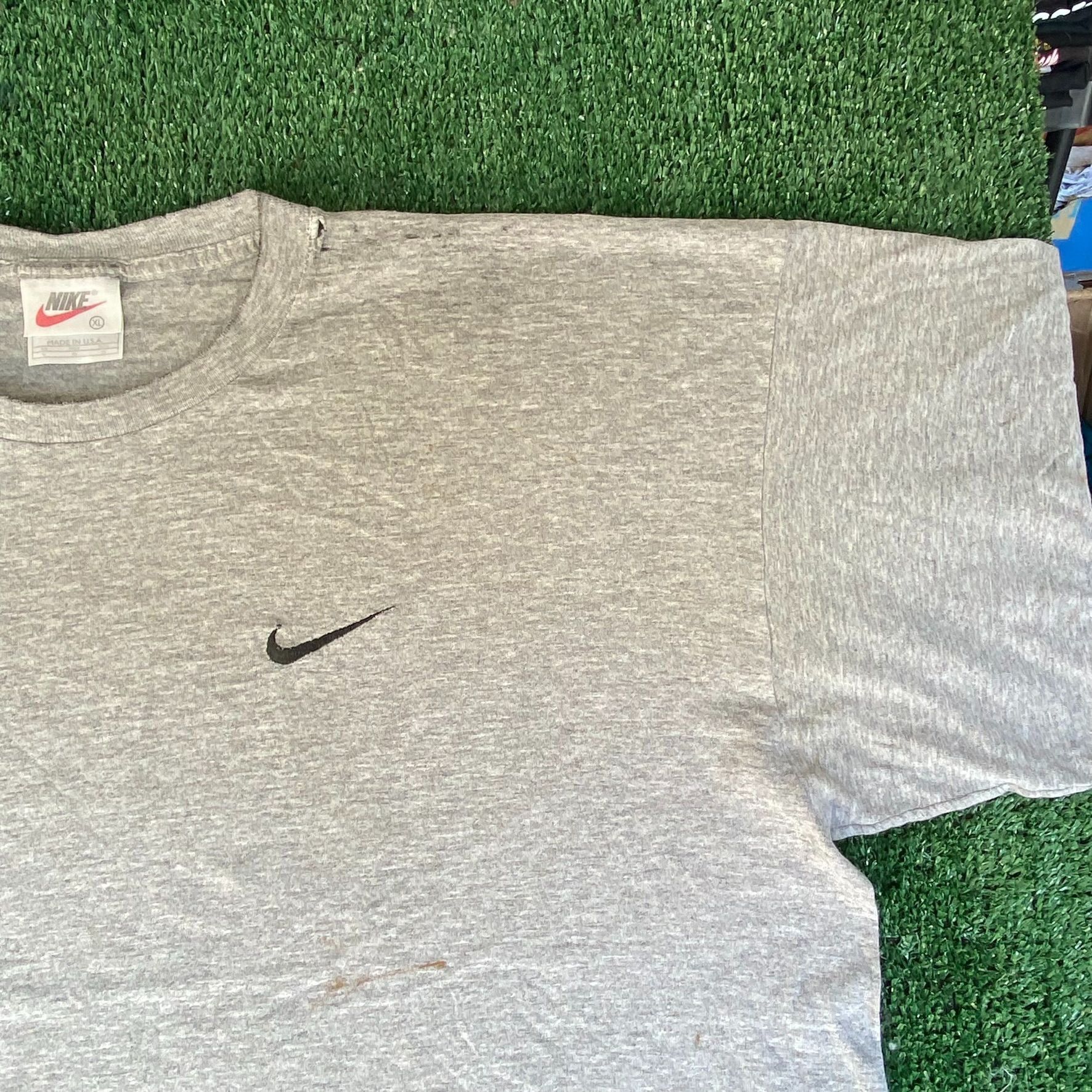 Nike × Vintage Vintage 90s Nike Logo Shirt Gray Off Center Swoosh Tee Size US XL / EU 56 / 4 - 2 Thumbnail