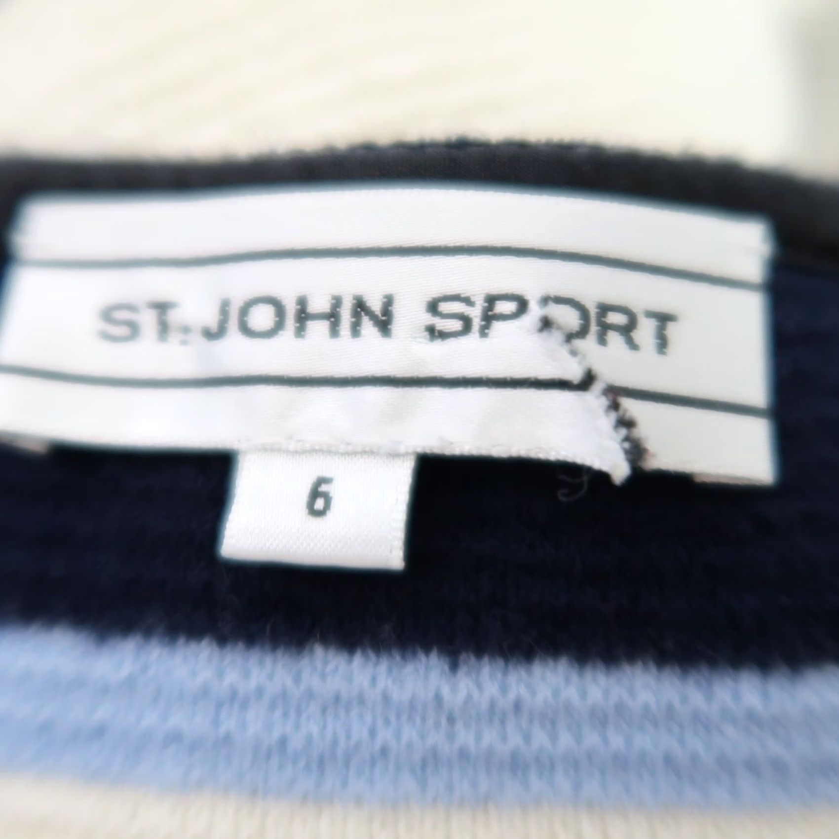 St. John VINTAGE St. John Sport Knit Sweater Tank Top 90s Stripe Sleeveless Women Size 6 Blue Cream Navy Striped Pullover Size M / US 6-8 / IT 42-44 - 5 Thumbnail