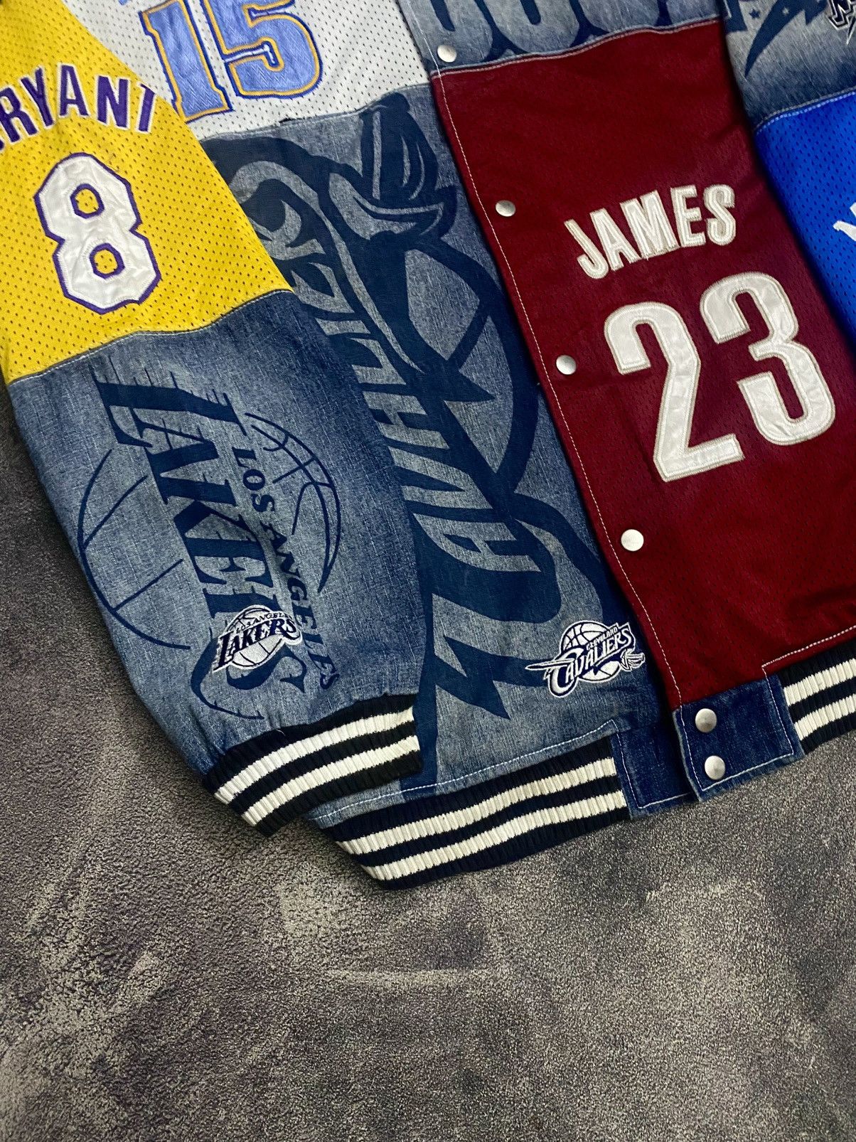 NBA × Vintage NBA Lebron James Multi Team patch Size US XL / EU 56 / 4 - 8 Thumbnail