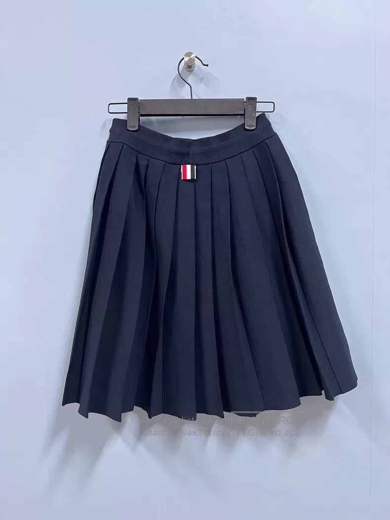 Thom Browne Thom Browne Red and blue striped pleated short skirt Size 25" / US 0 / IT 36 - 2 Thumbnail
