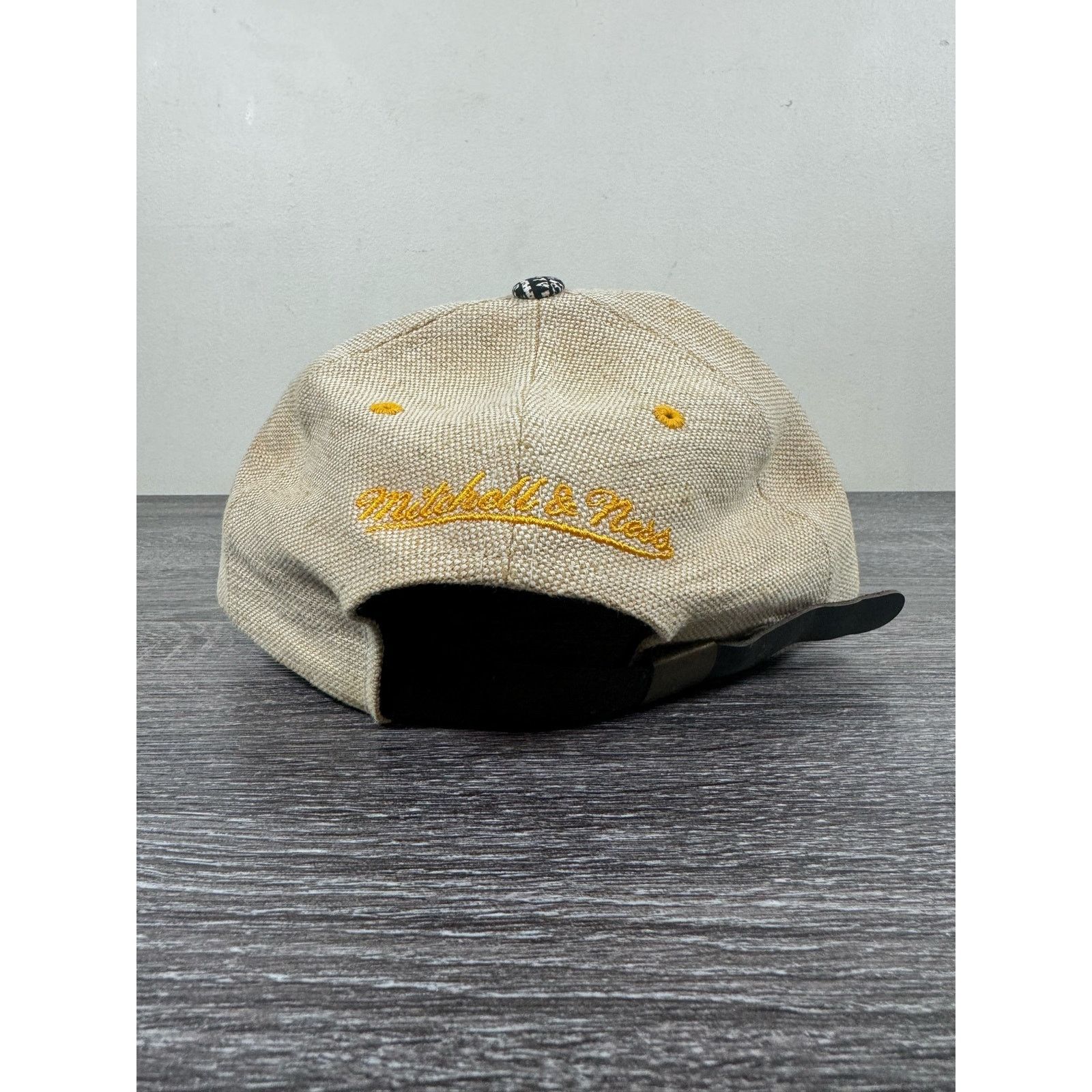 Mitchell & Ness Los Angeles Lakers NBA SnapBack Adjustable Hat Cap Rare Size ONE SIZE - 4 Thumbnail