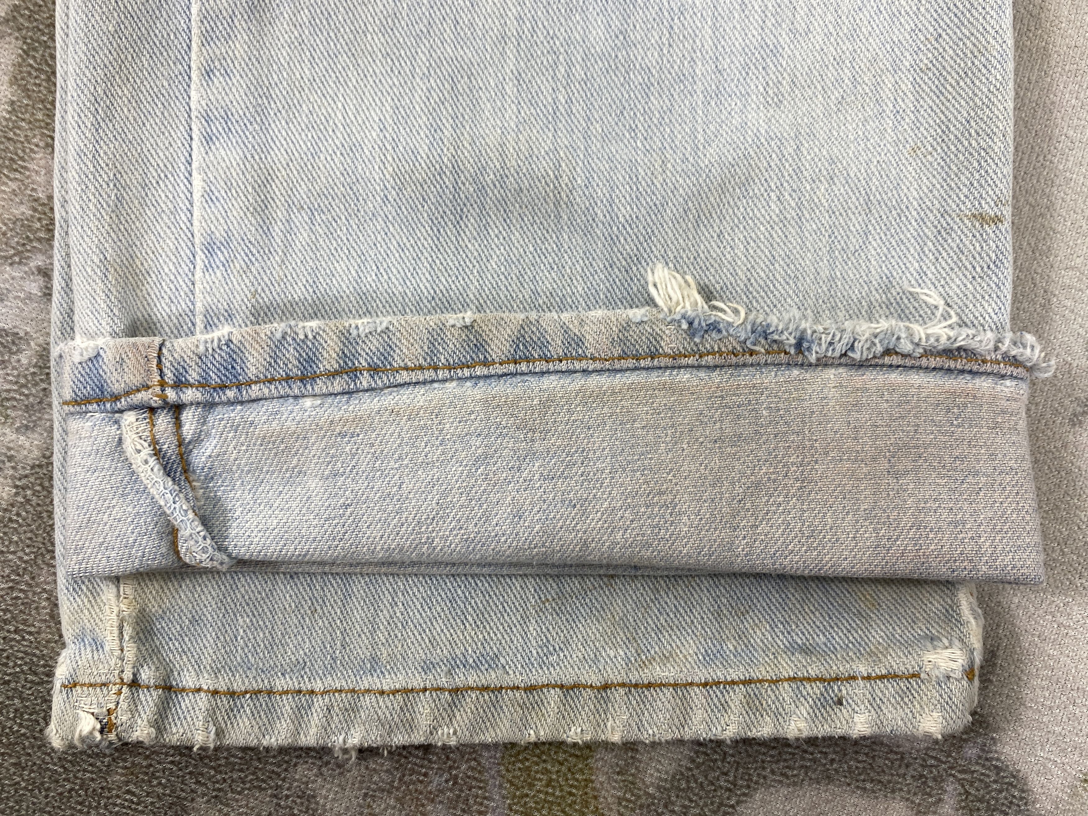 Levi's Light Blue Wash Vintage Levi's 501 Jeans 31x29 Denim -JN1593 Size US 31 - 15 Thumbnail