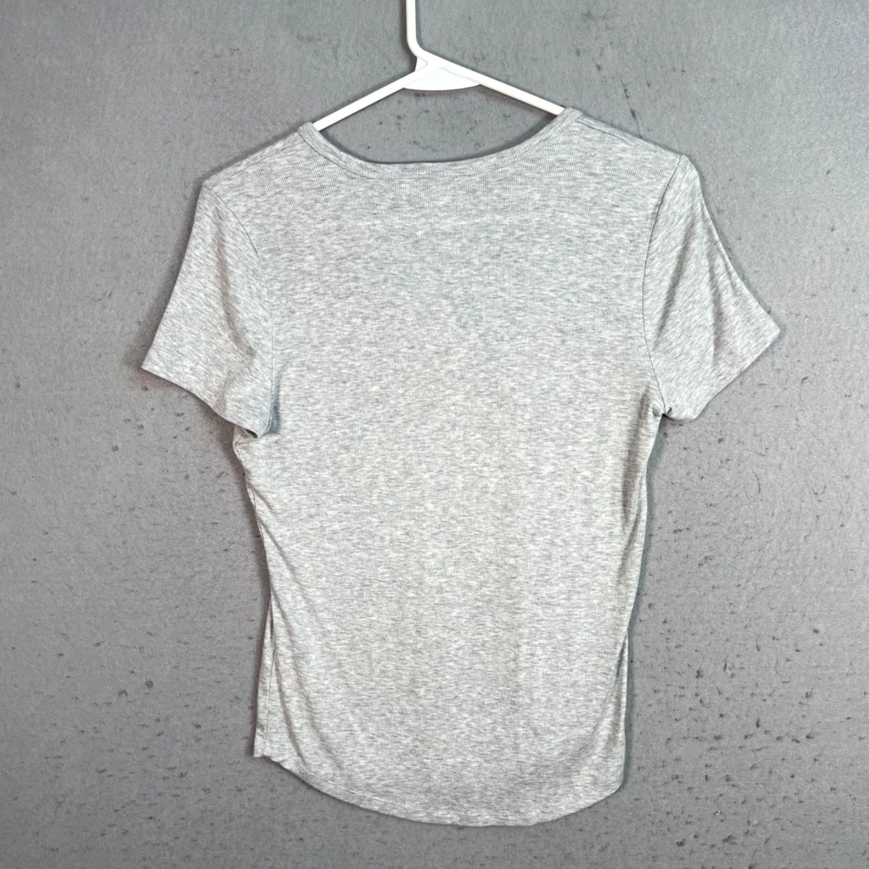 Vintage VINTAGE Sunday Best T-Shirt Shirt Womens Medium Gray Short Sleeve 7/10 90s? (Avoid adding new details; use given but optimize) Size M / US 6-8 / IT 42-44 - 2 Thumbnail