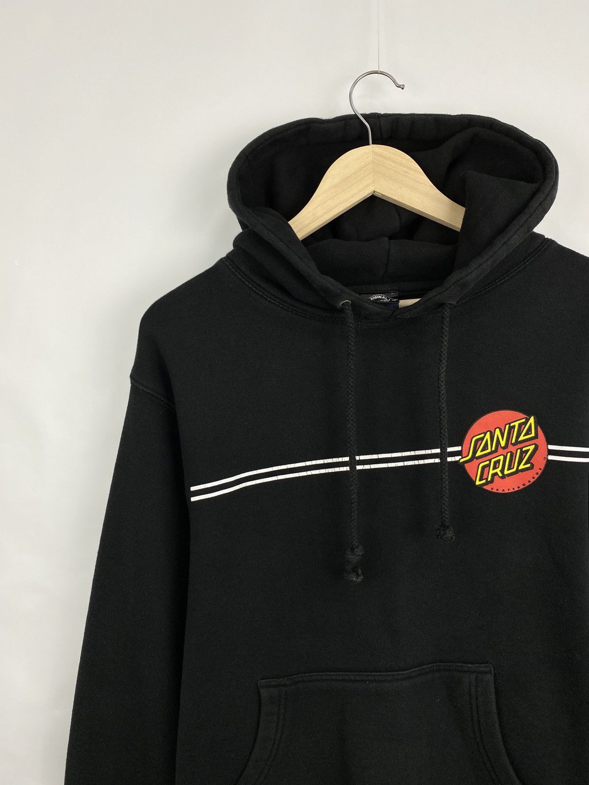 Santa Cruz Skateboards 🇺🇸 Vintage Y2K Santa Cruz Skateboards Hoodie Rare Retro Hype Size US S / EU 44-46 / 1 - 7 Thumbnail