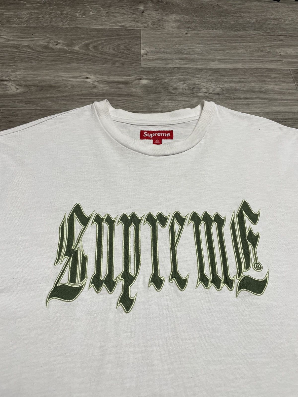 Supreme Supreme Old English White T-Shirt S/S 2024 Size US XL / EU 56 / 4 - 5 Thumbnail