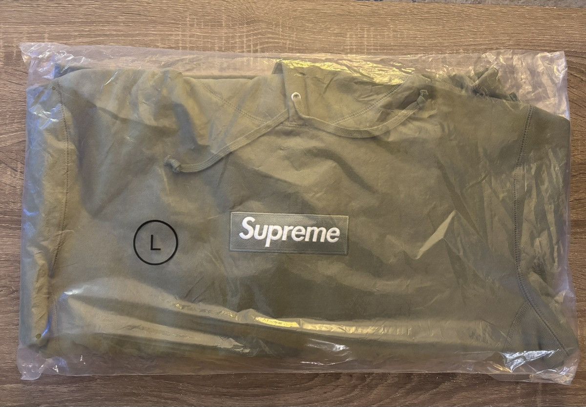 Supreme Supreme Box Logo Hooded Sweatshirt FW25 Light Olive Size US L / EU 52-54 / 3 - 1 Thumbnail