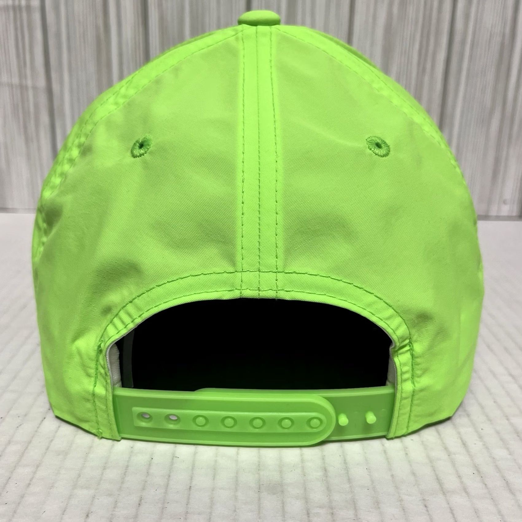 G/FORE G/FORE Golf Hat SnapBack Gecko Neon Green High Vis Silicone Skull & Crossbones Size ONE SIZE - 4 Thumbnail