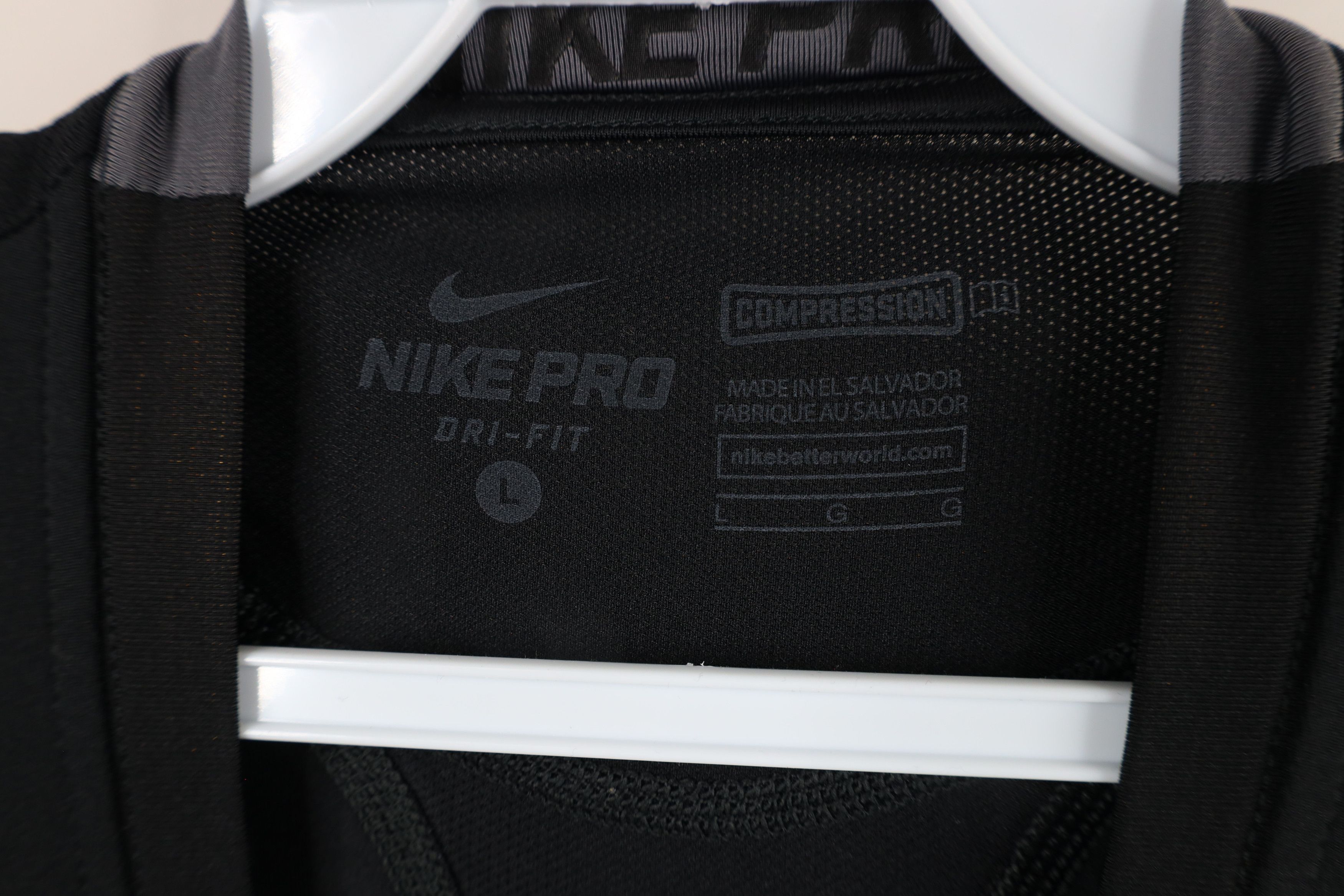 Nike × Vintage Nike Pro Vented Training Gym Long Sleeve T-Shirt Black Size US L / EU 52-54 / 3 - 8 Thumbnail