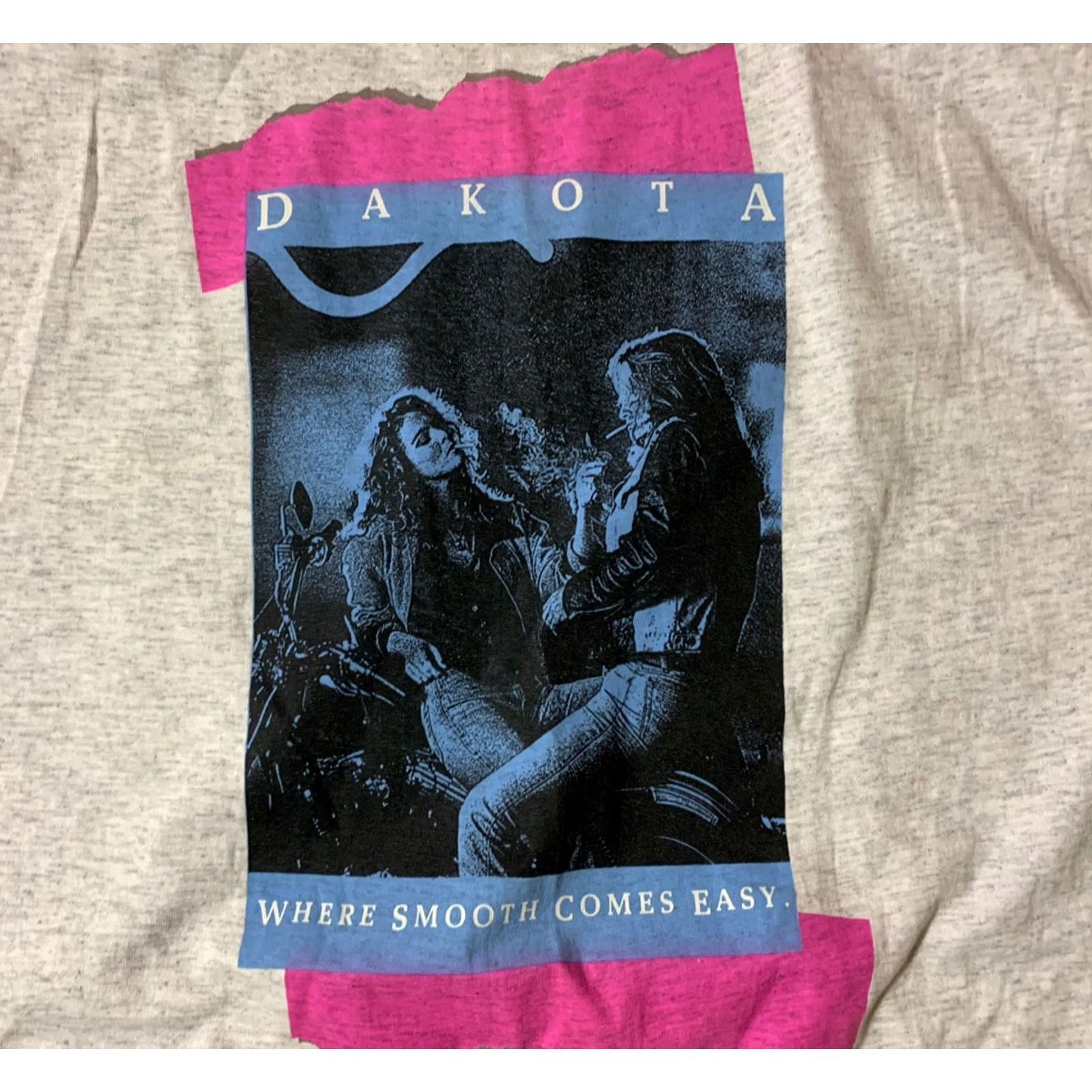 Vintage VINTAGE 90s Dakota Cigarettes Single Stitch T Shirt Gray XL Mens Size US XL / EU 56 / 4 - 2 Thumbnail